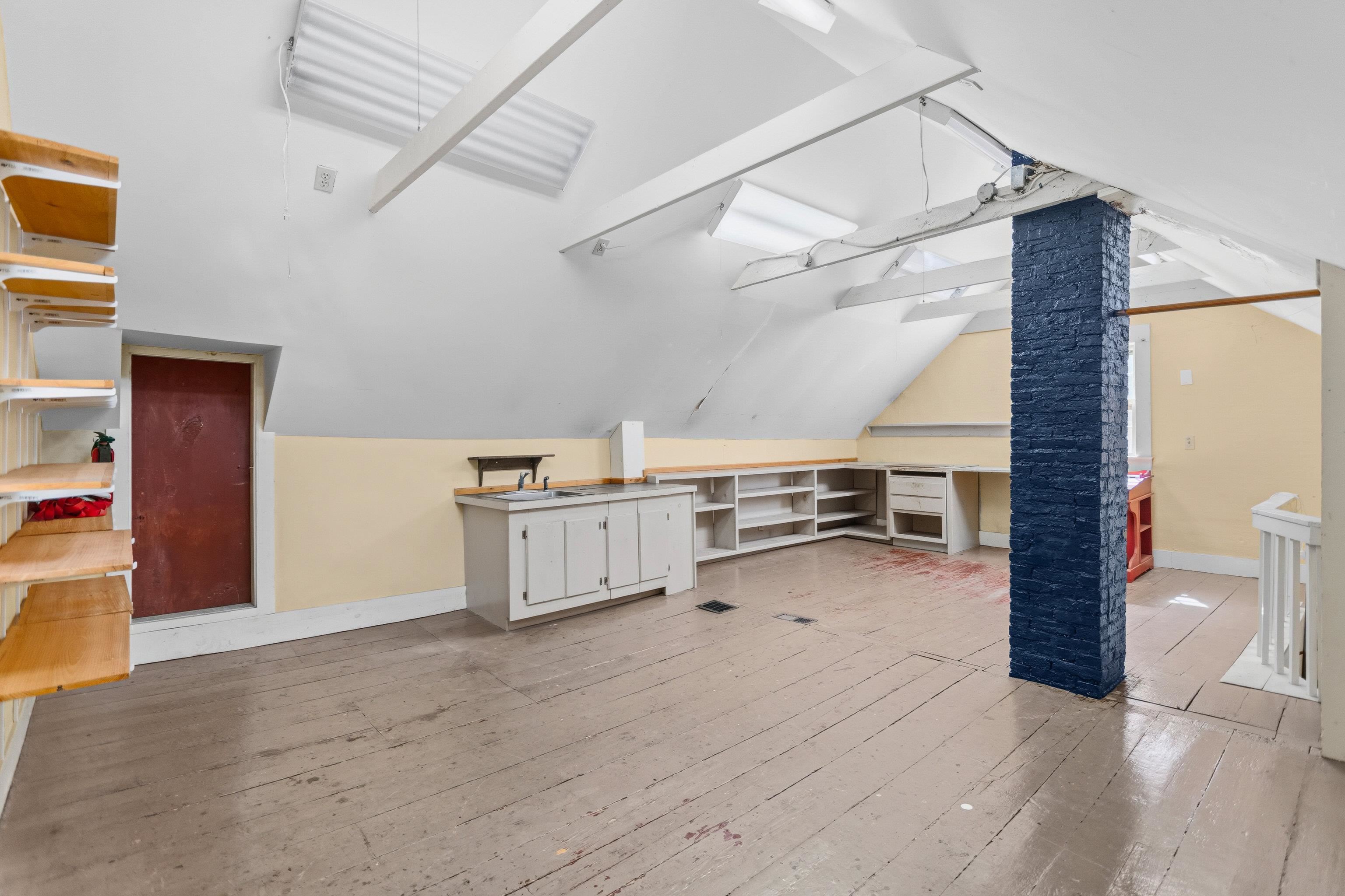 6 Forest Road Property Photo 25