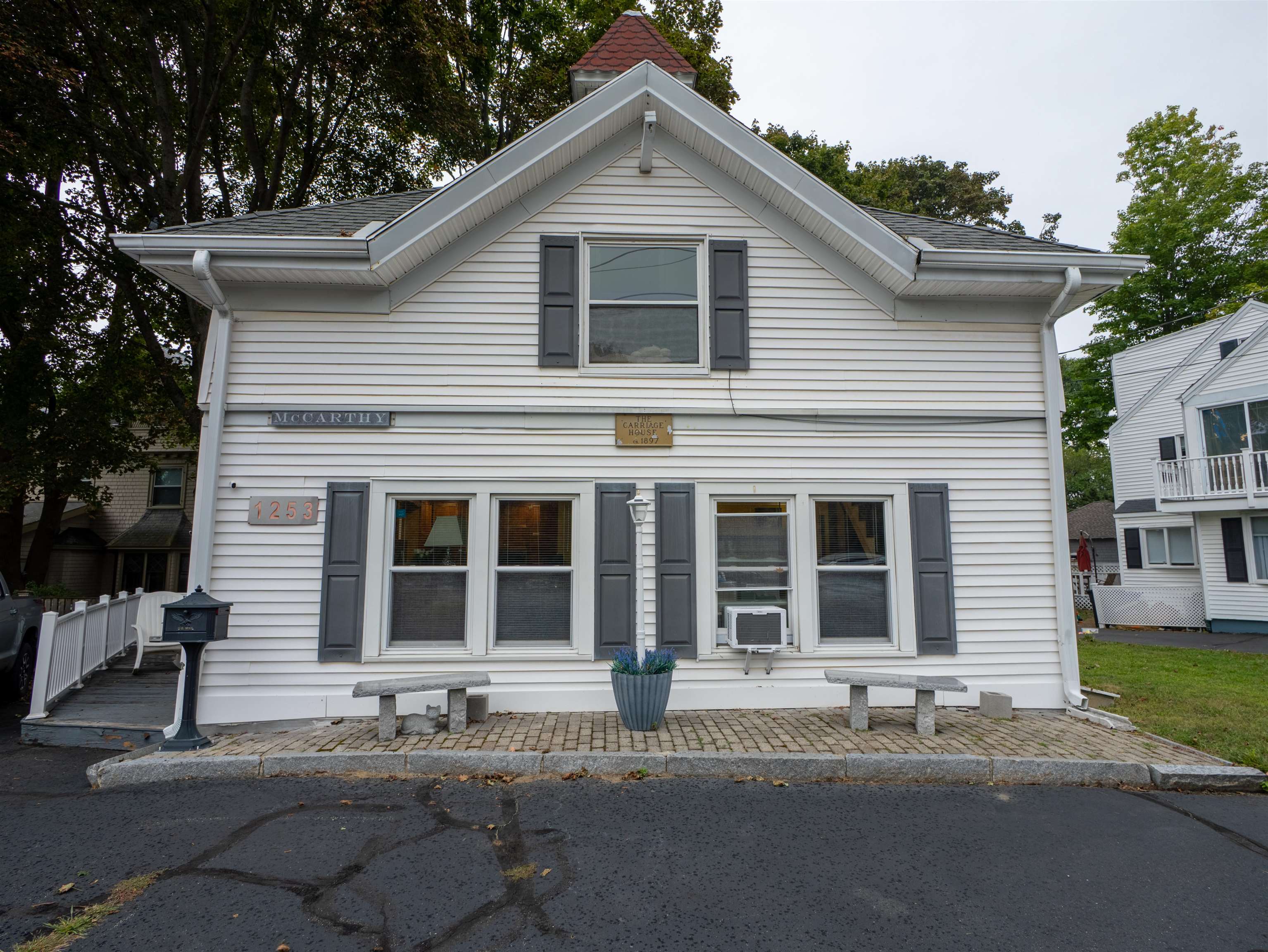 169 Lafayette Road Property Photo 3