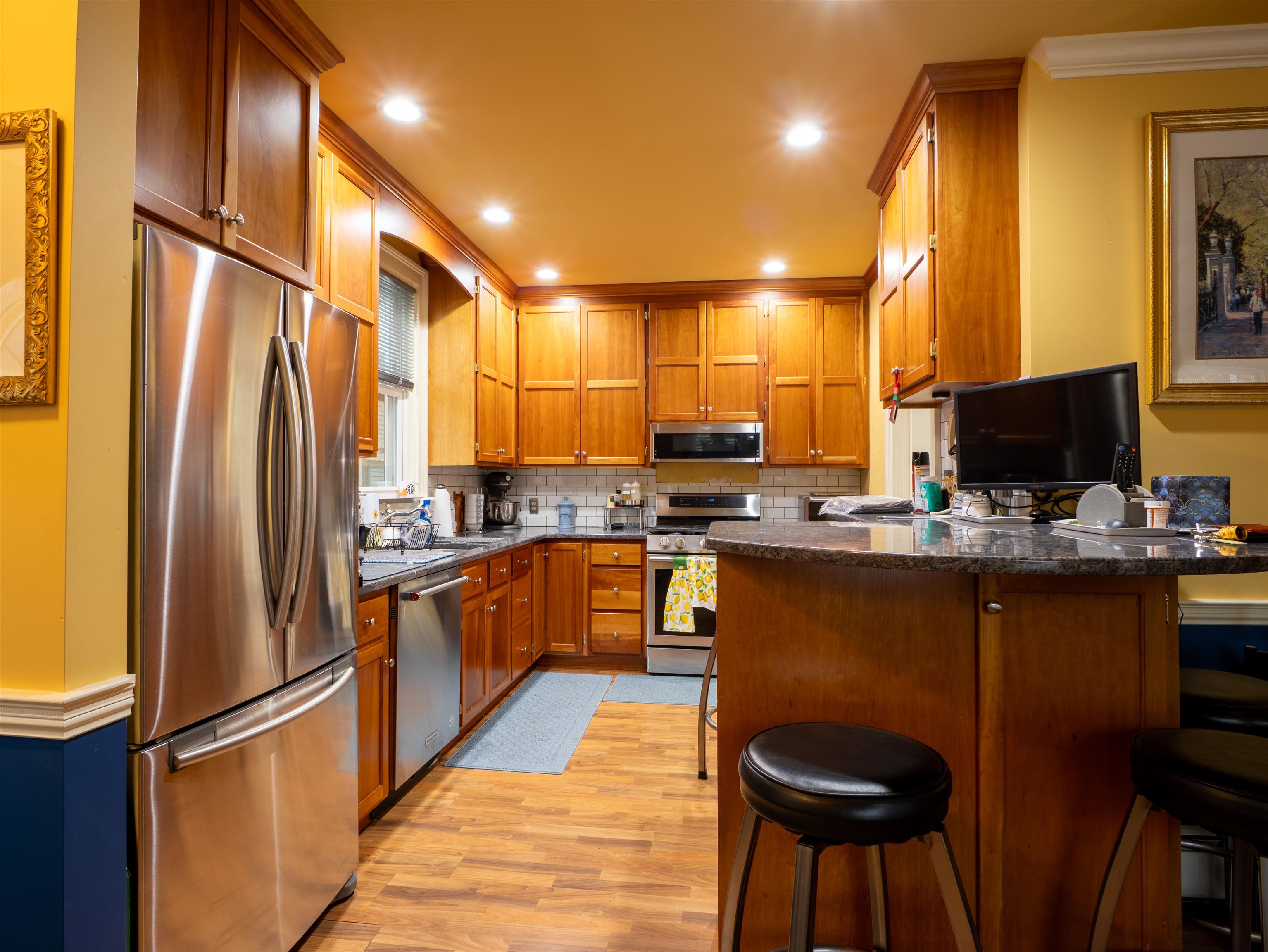 169 Lafayette Road Property Photo 5