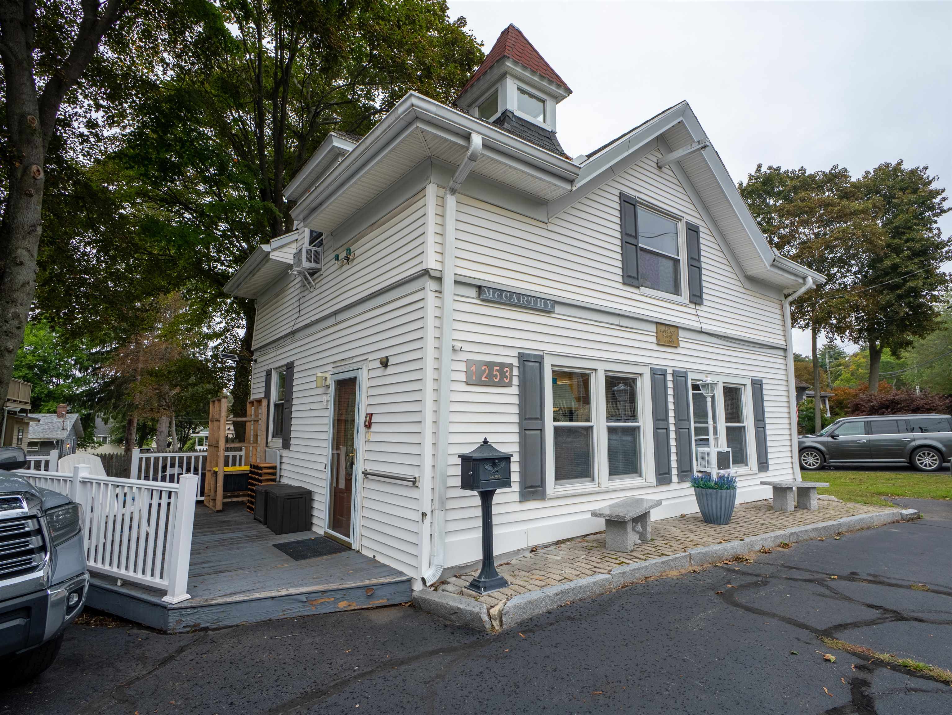 169 Lafayette Road Property Photo 1