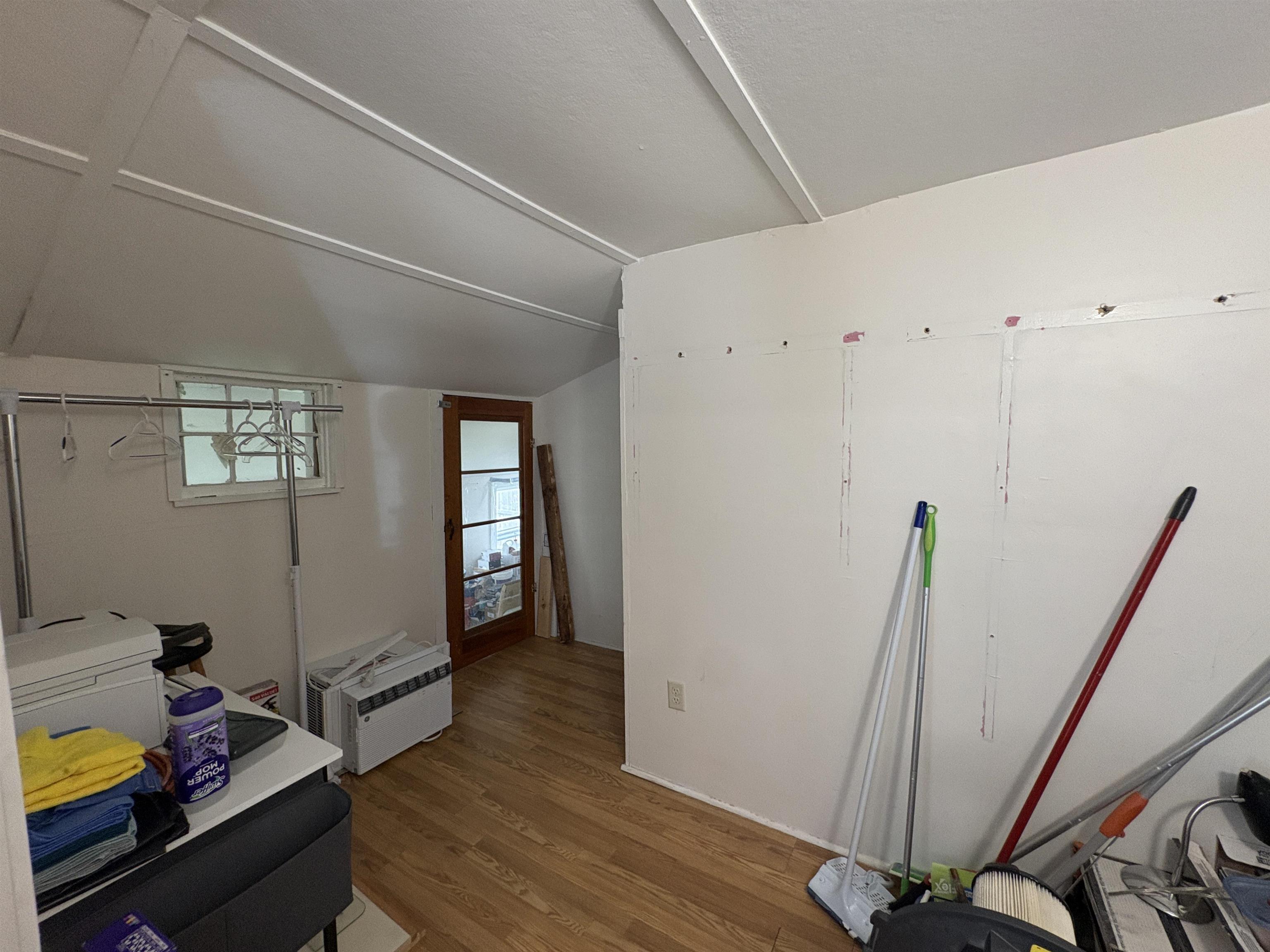 195-203 King Street Property Photo 19