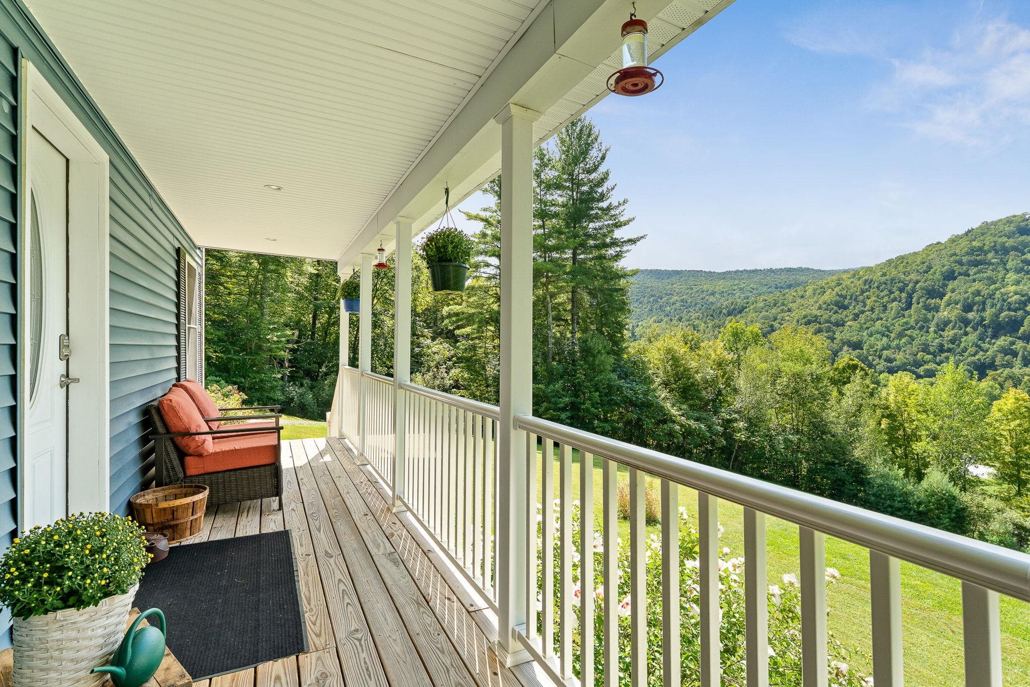 6969 Main Road Property Photo 4