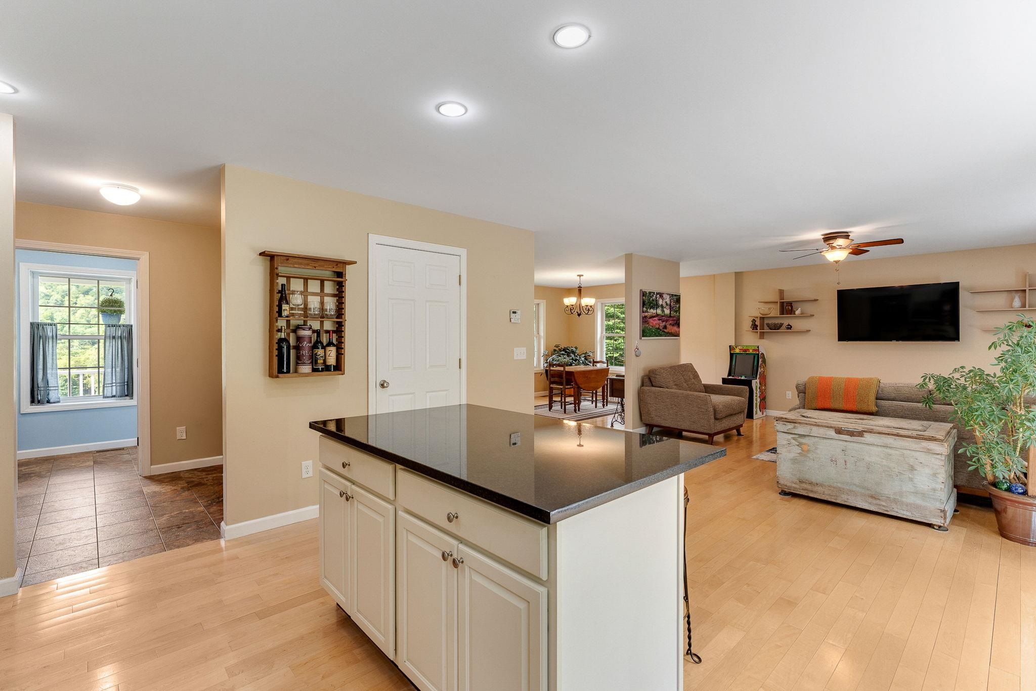 6969 Main Road Property Photo 19