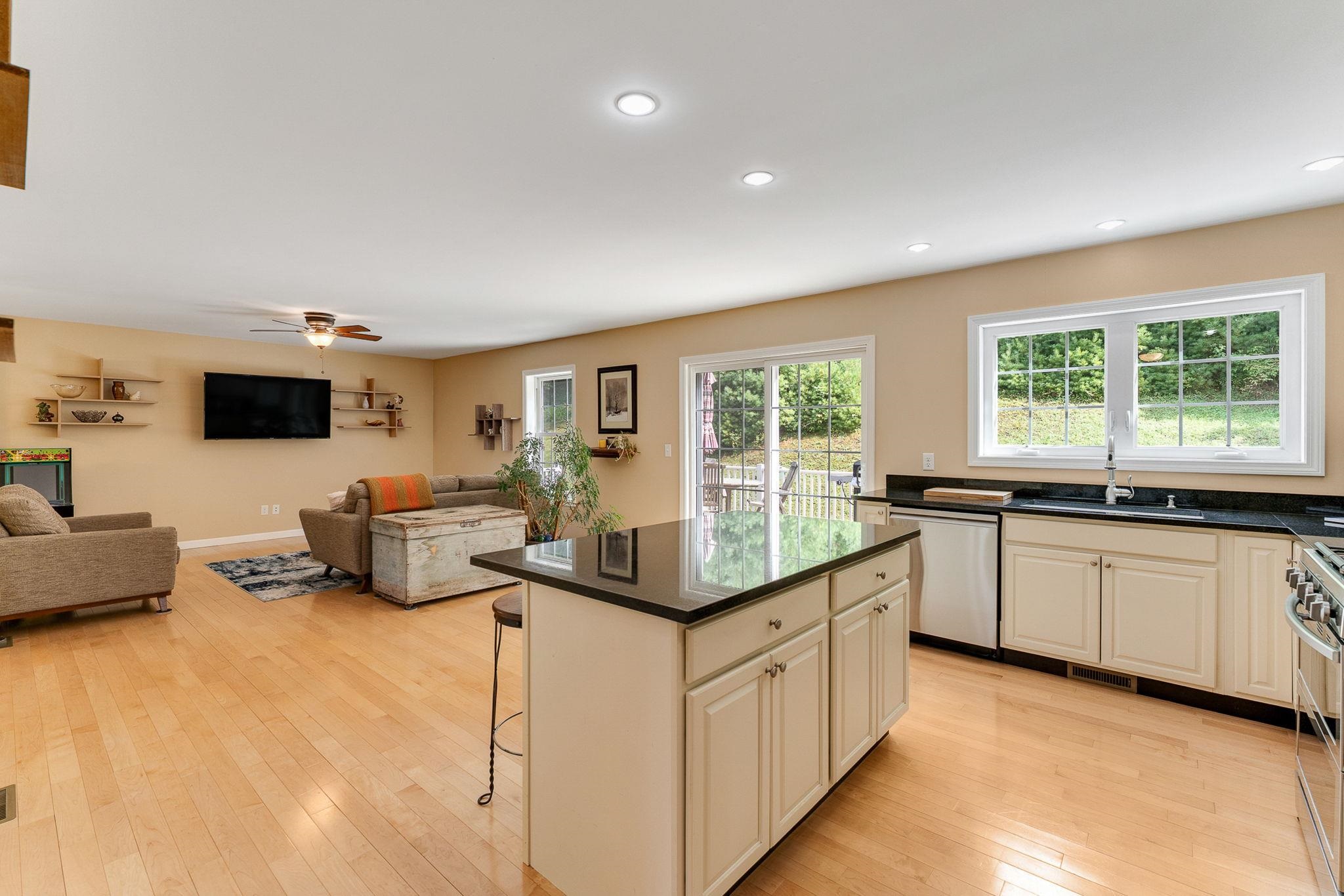 6969 Main Road Property Photo 20
