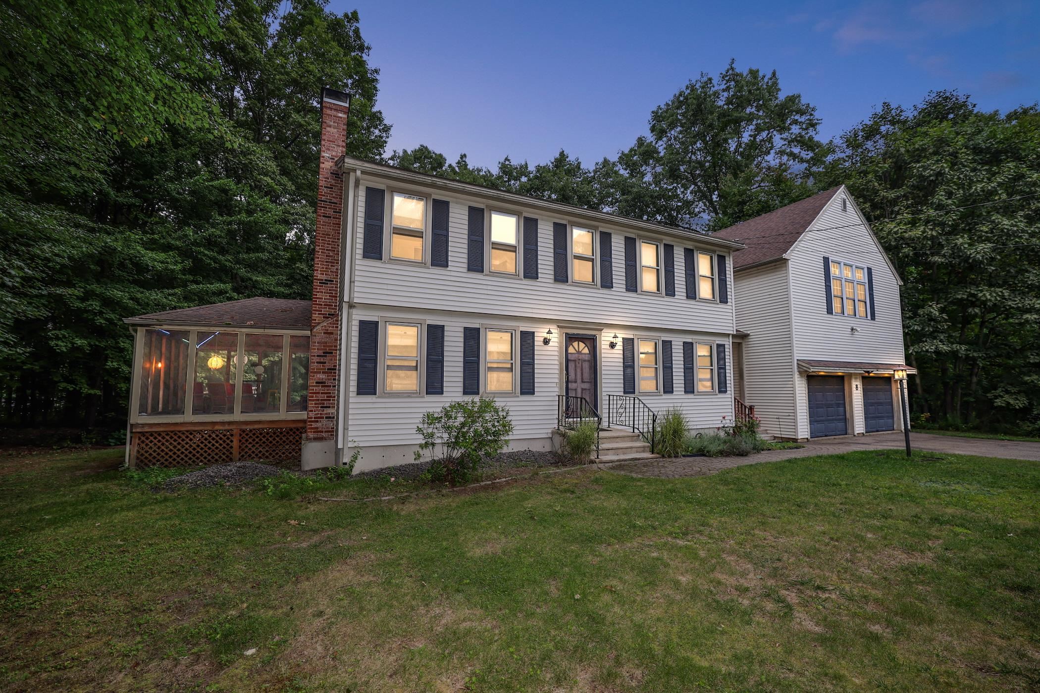 8 Raelynn Drive Property Photo 1