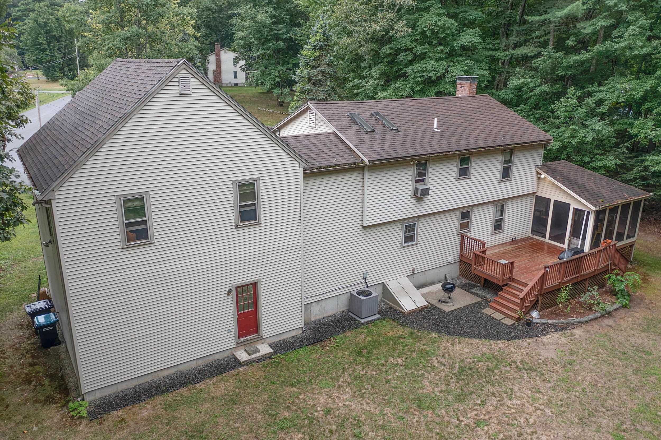 8 Raelynn Drive Property Photo 23