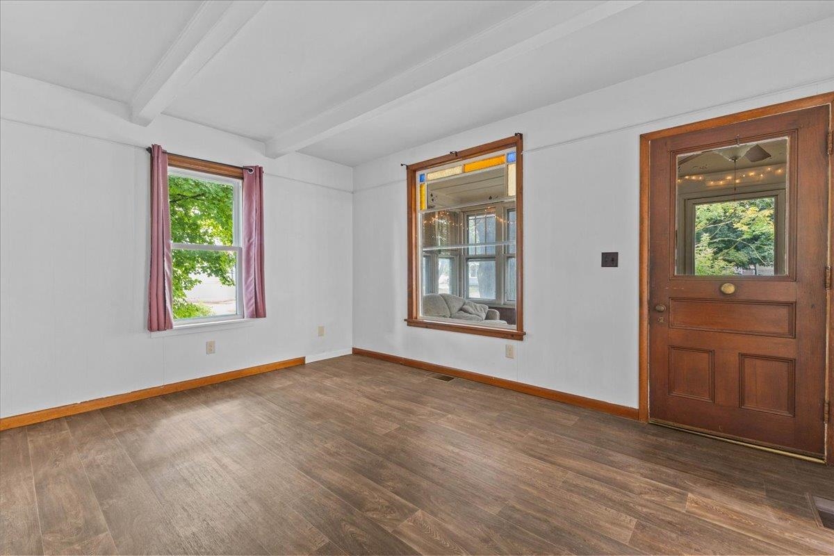 49 Canada Street Property Photo 9