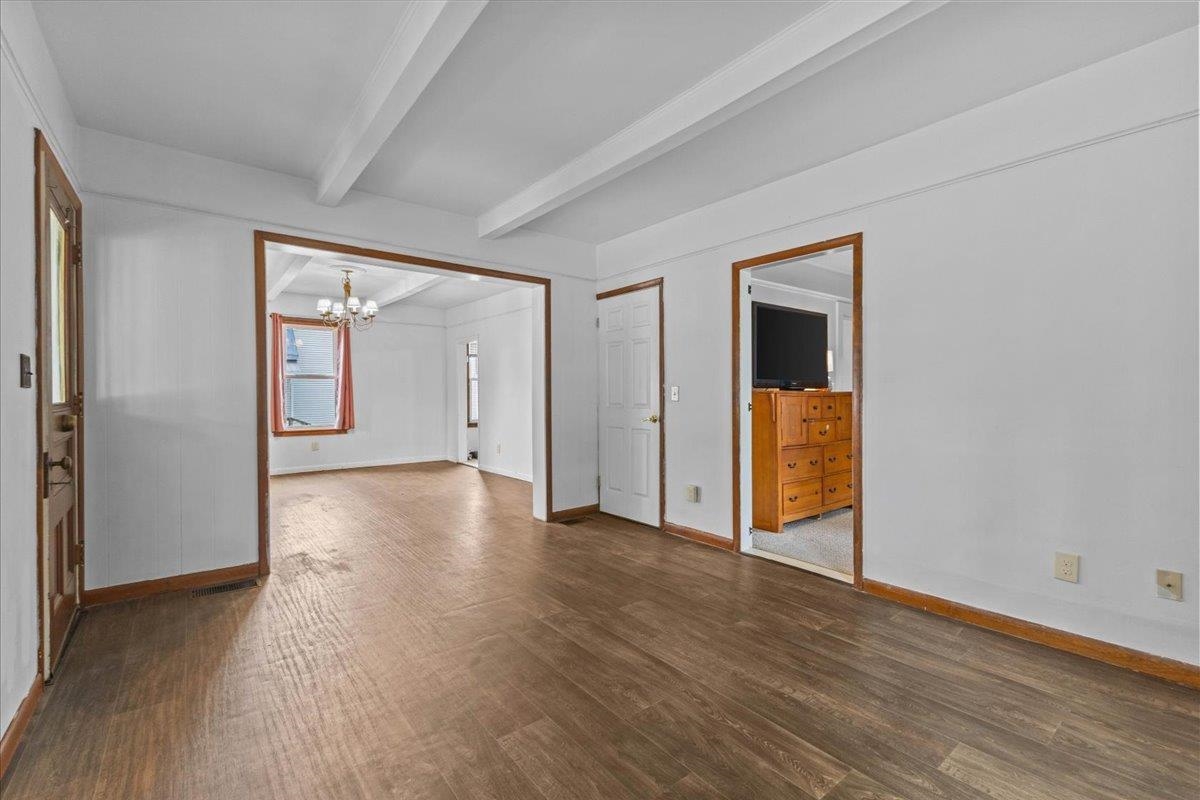 49 Canada Street Property Photo 11