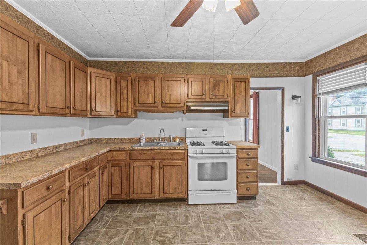 49 Canada Street Property Photo 19