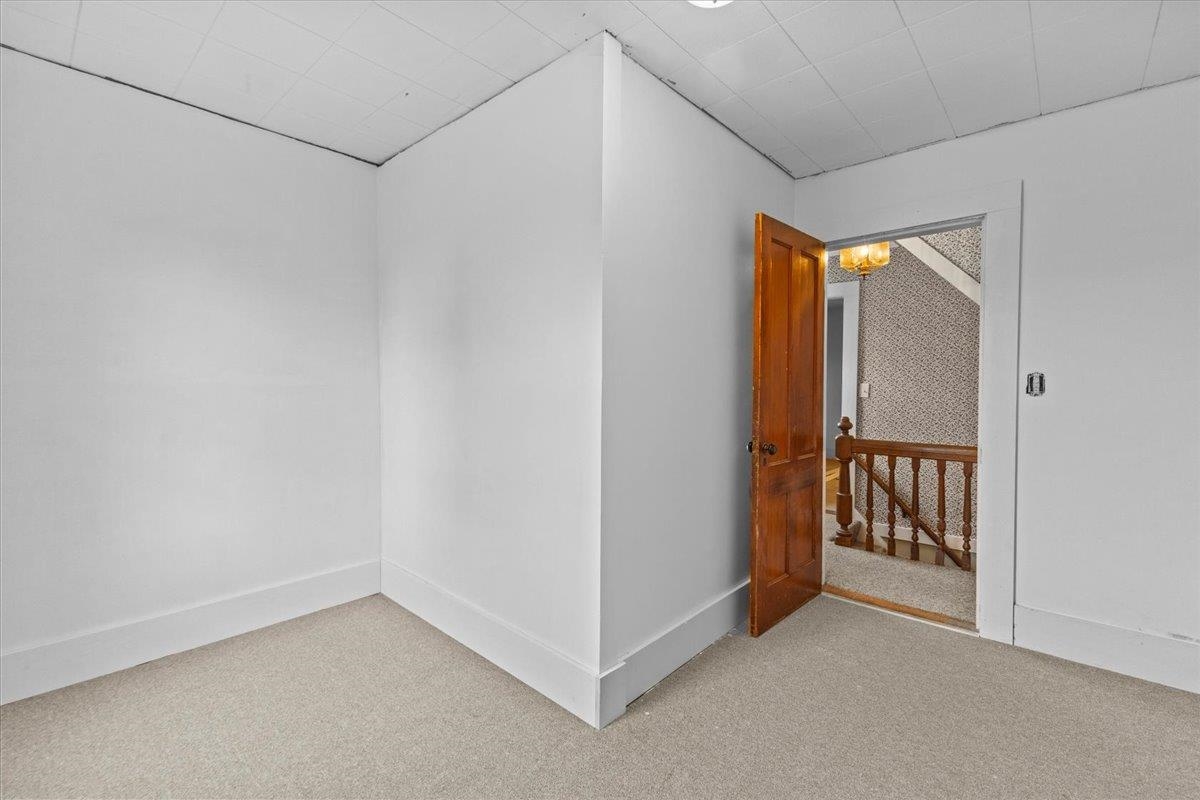 49 Canada Street Property Photo 33