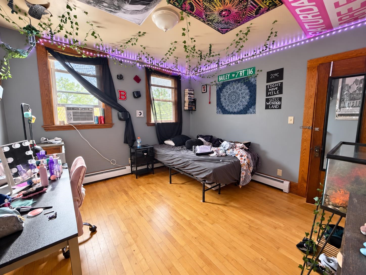 653 2nd Avenue Property Photo 8