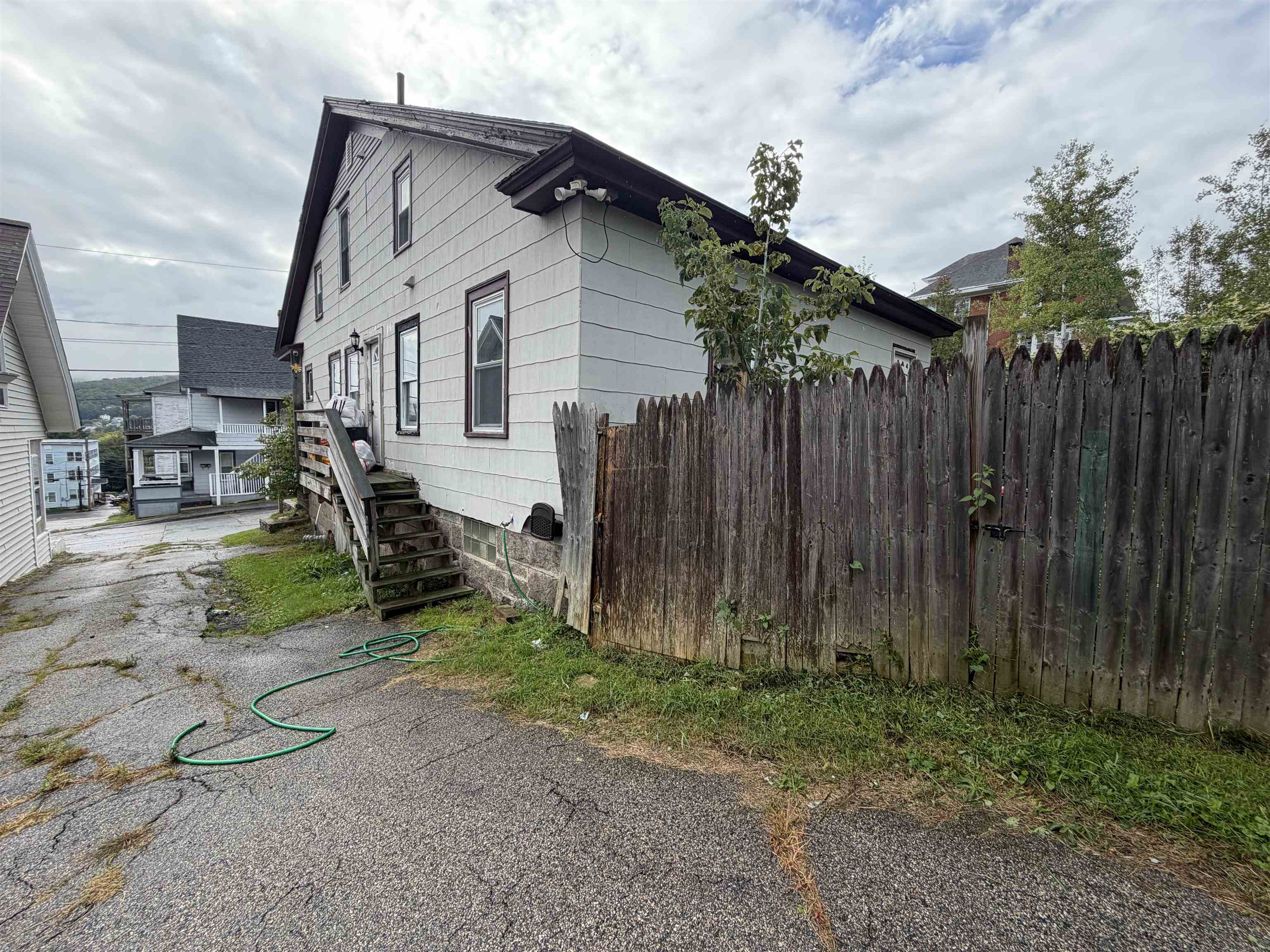 653 2nd Avenue Property Photo 16