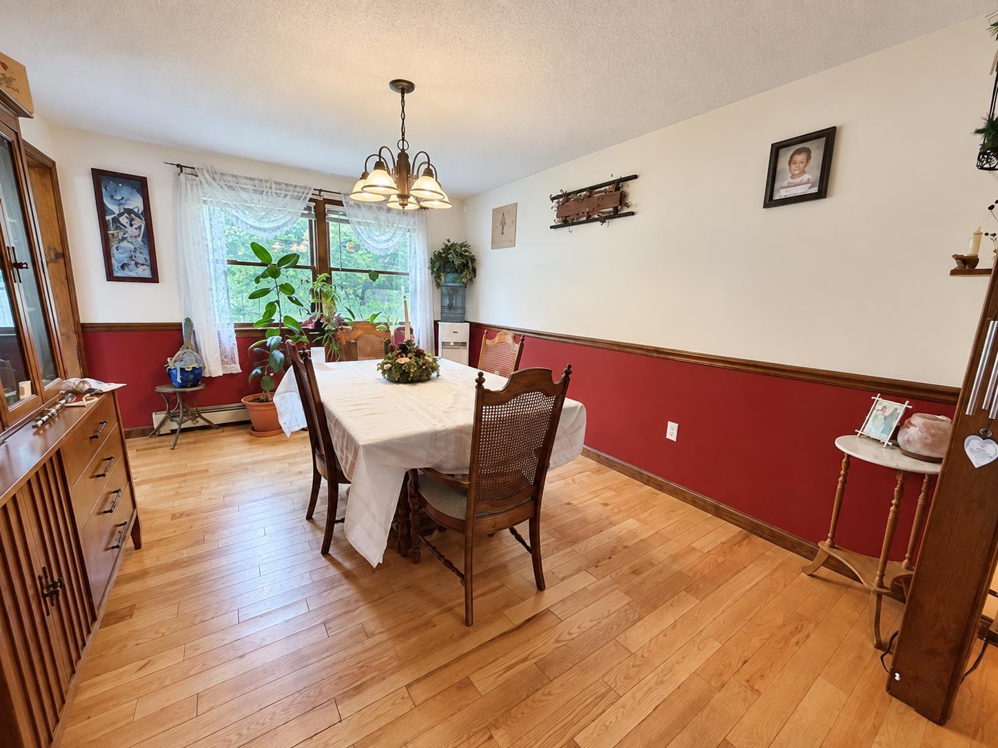 76 Wood Street Property Photo 6