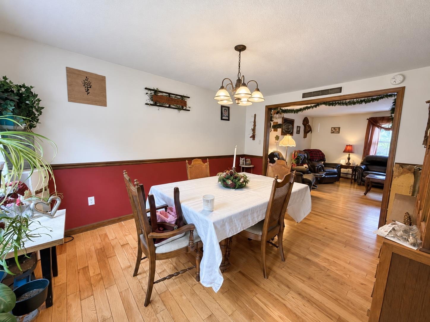 76 Wood Street Property Photo 7