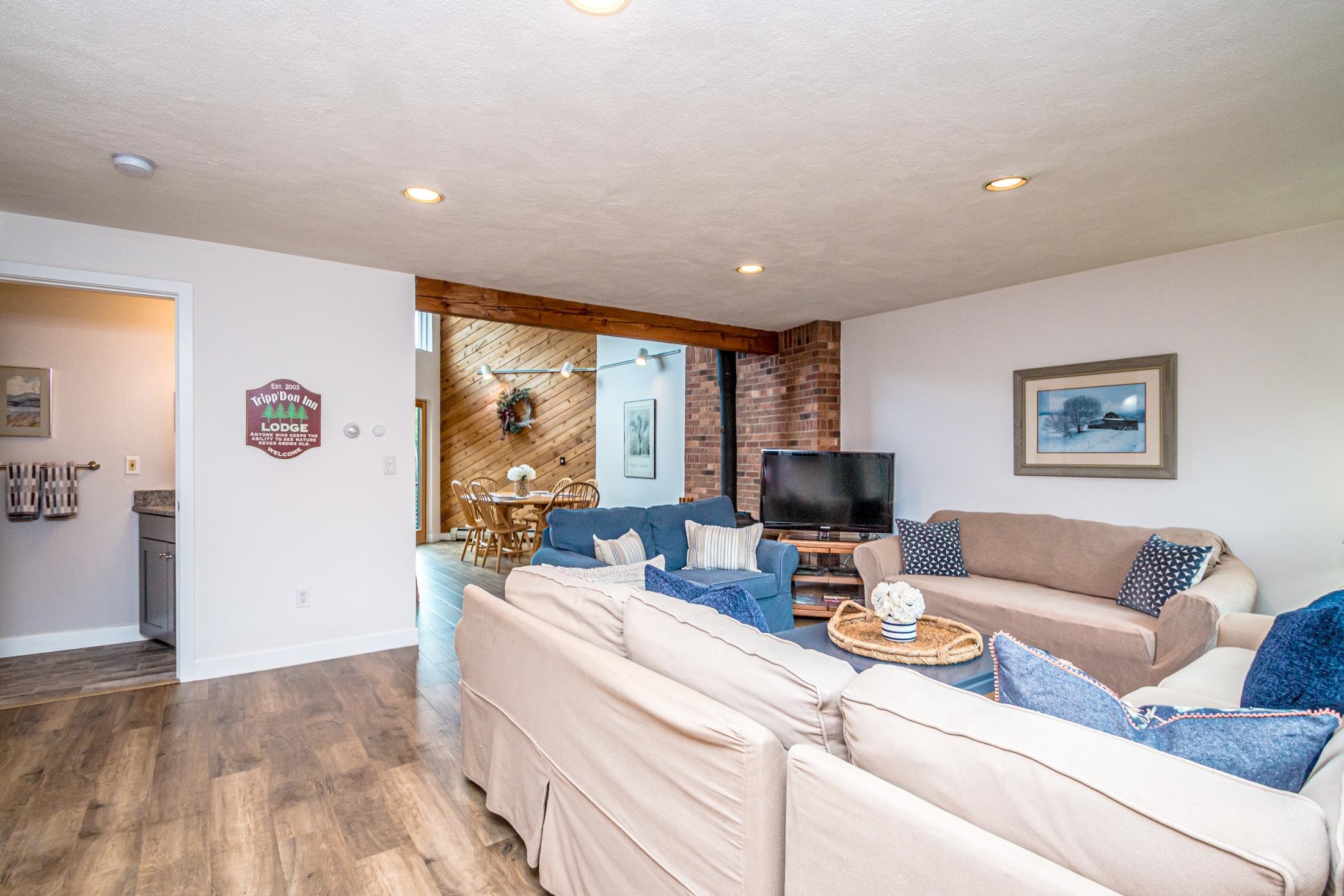 7 Top Notch Road Property Photo 1