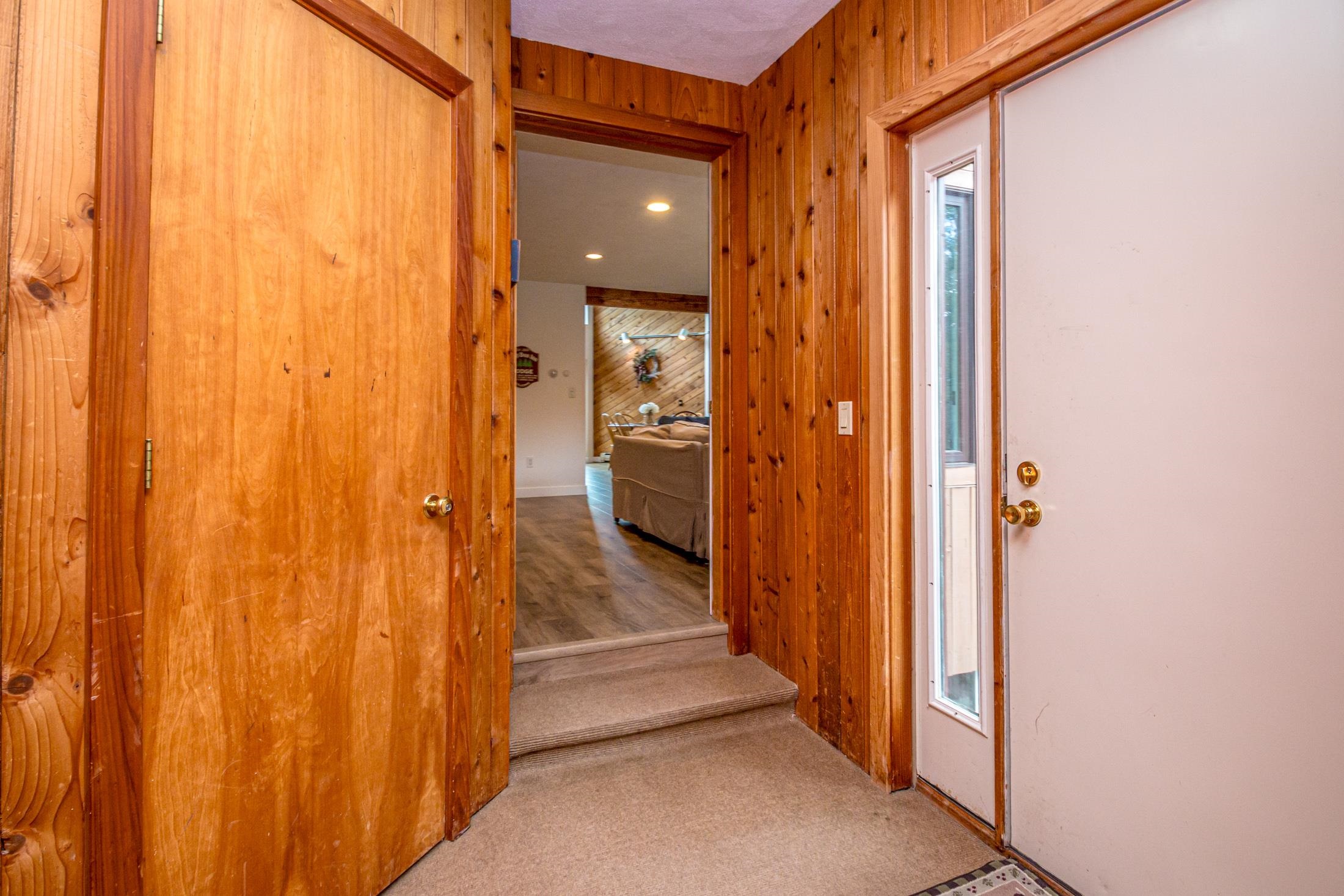 7 Top Notch Road Property Photo 8