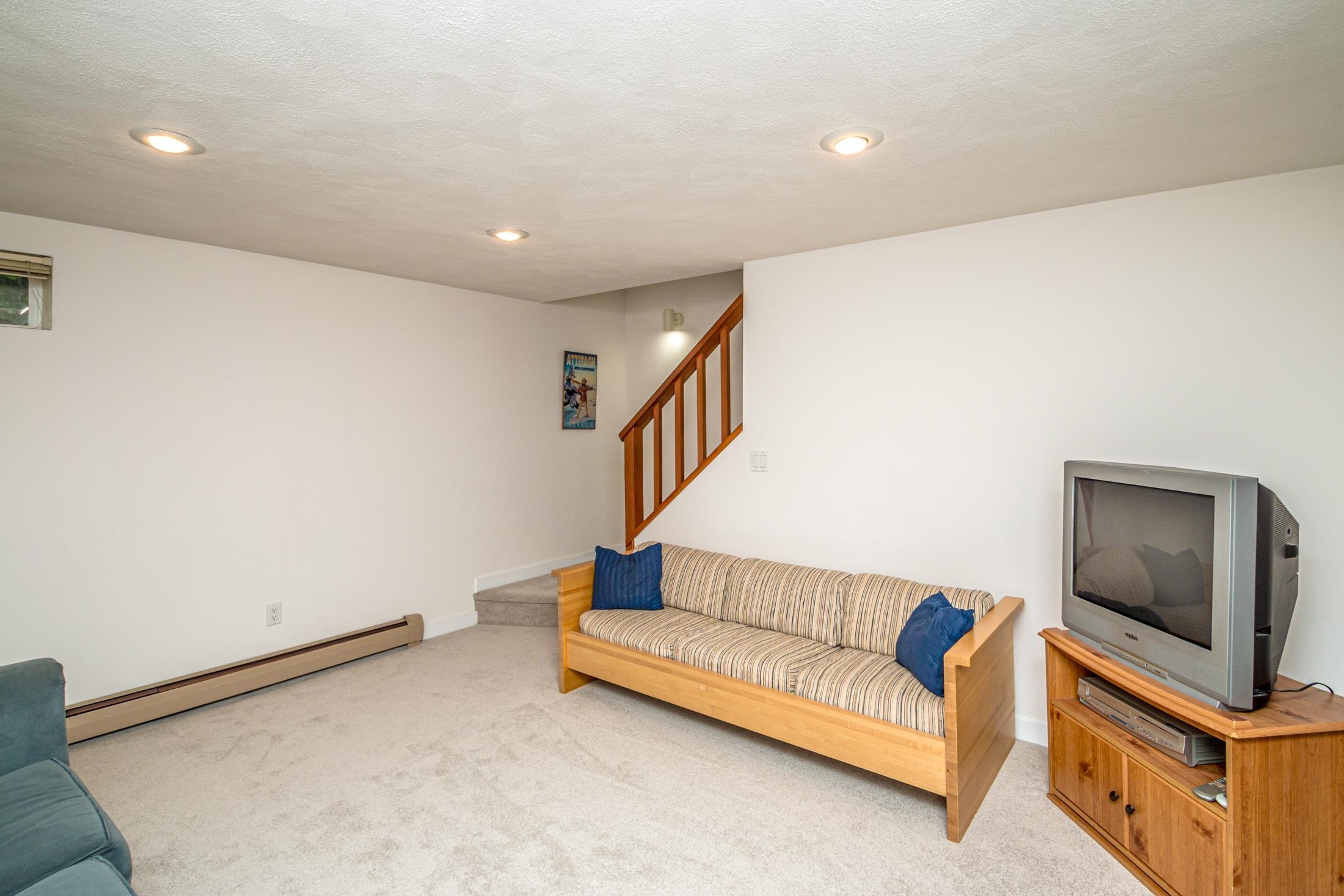 7 Top Notch Road Property Photo 28