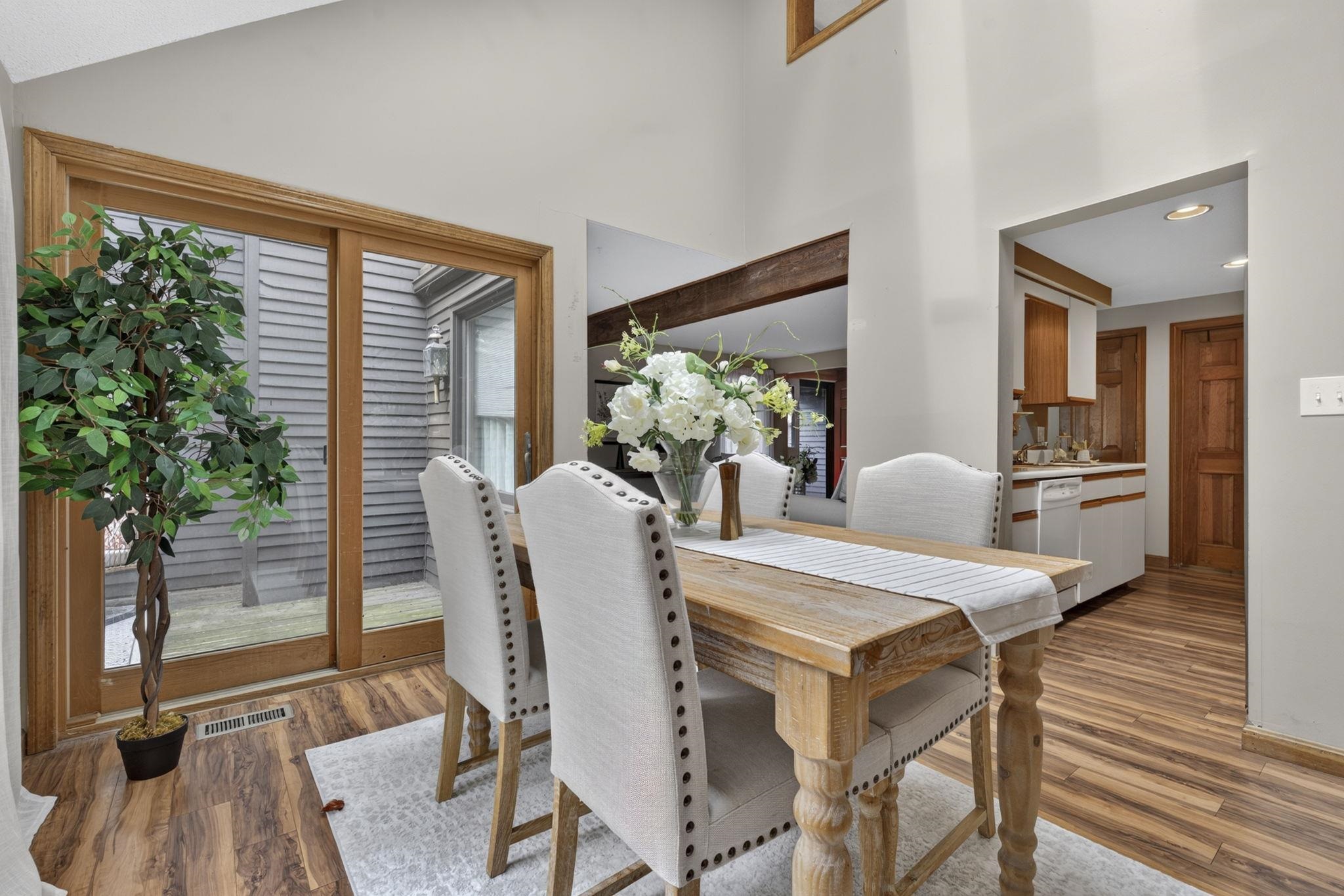61 Stacey Circle Property Photo 10