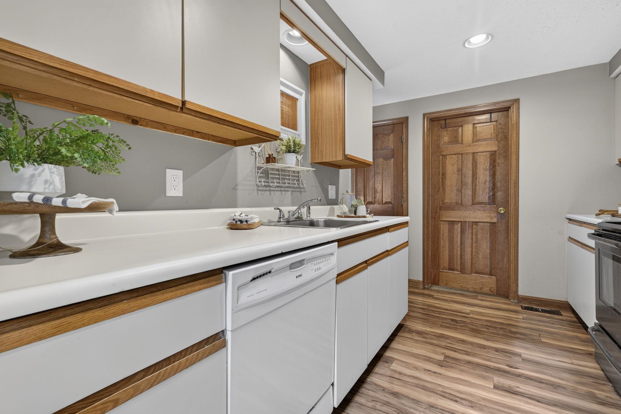 61 Stacey Circle Property Photo 14