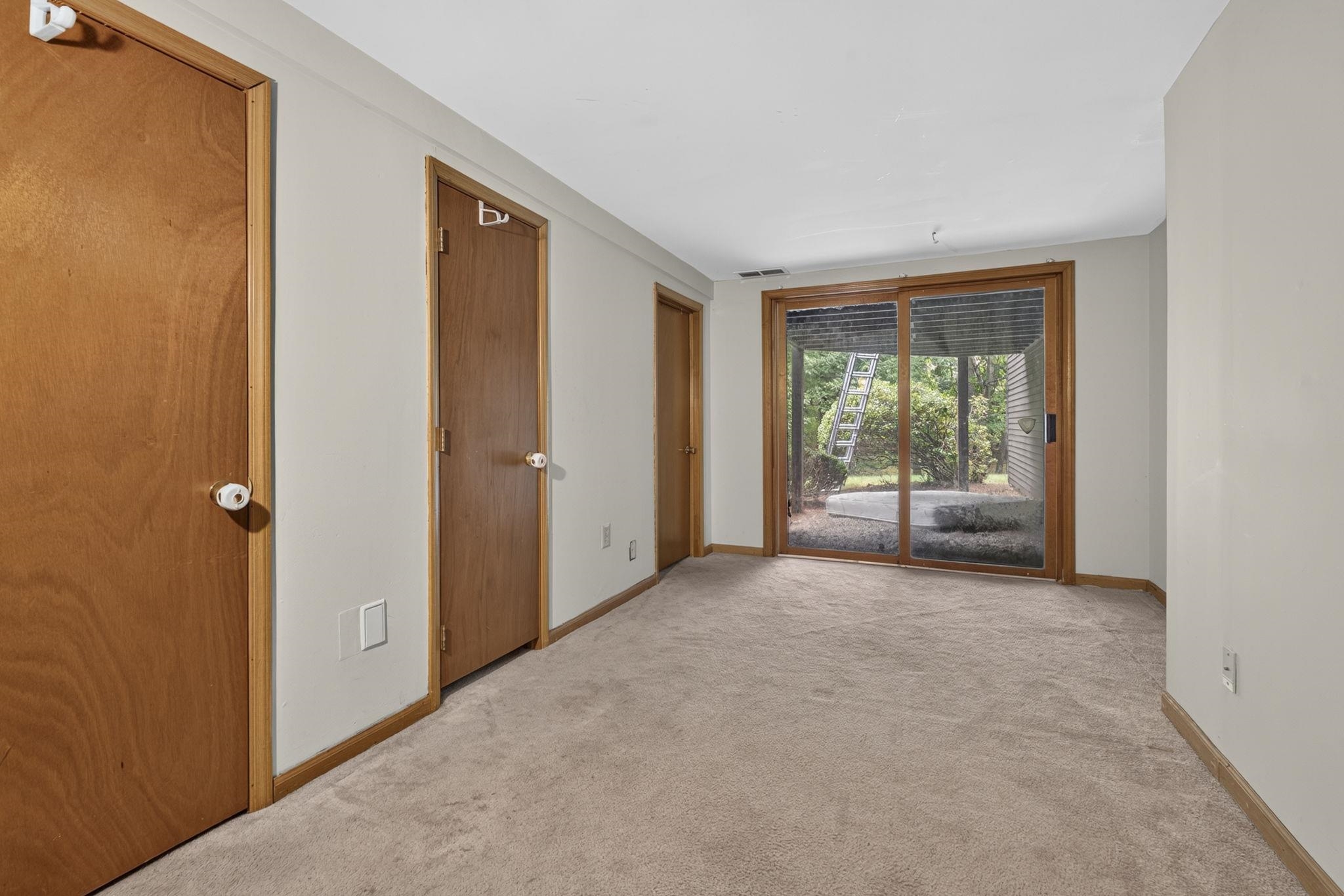 61 Stacey Circle Property Photo 33