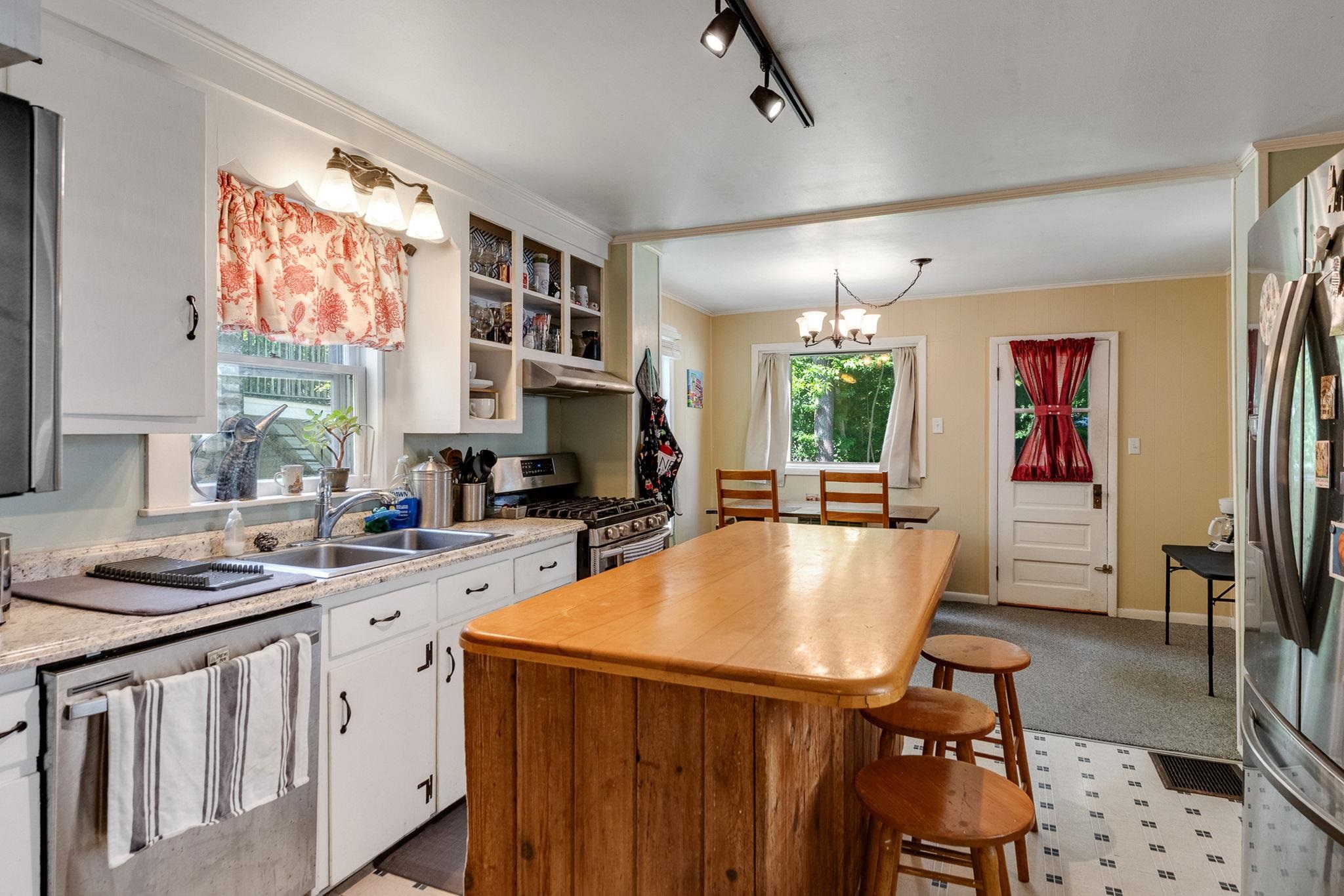 76 Spruce Street Property Photo 20