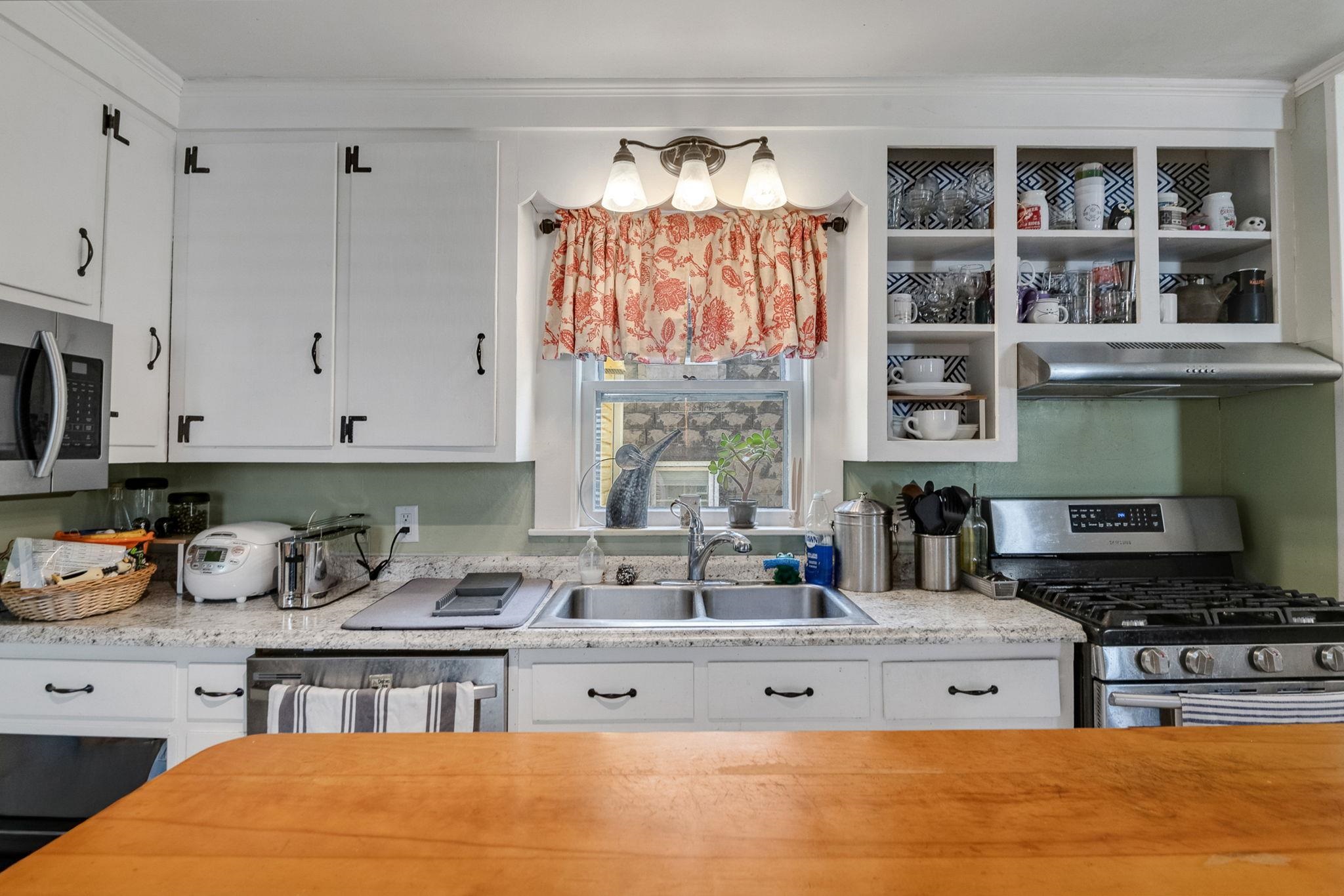 76 Spruce Street Property Photo 21