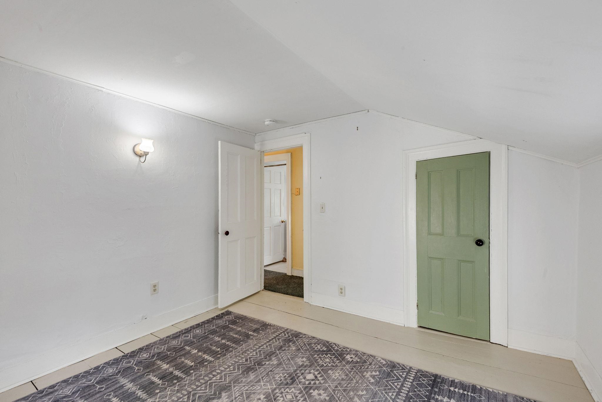 76 Spruce Street Property Photo 40
