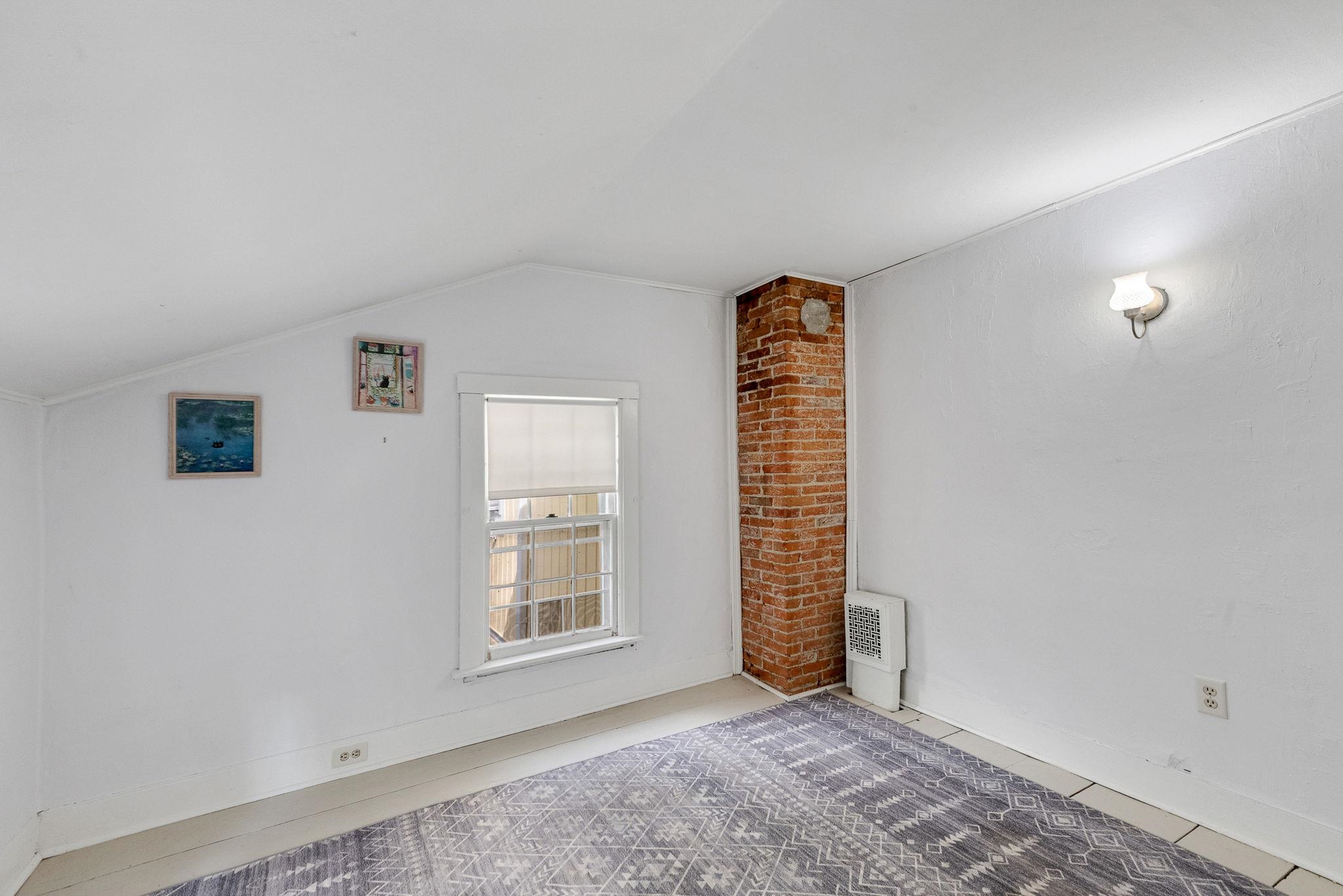 76 Spruce Street Property Photo 41