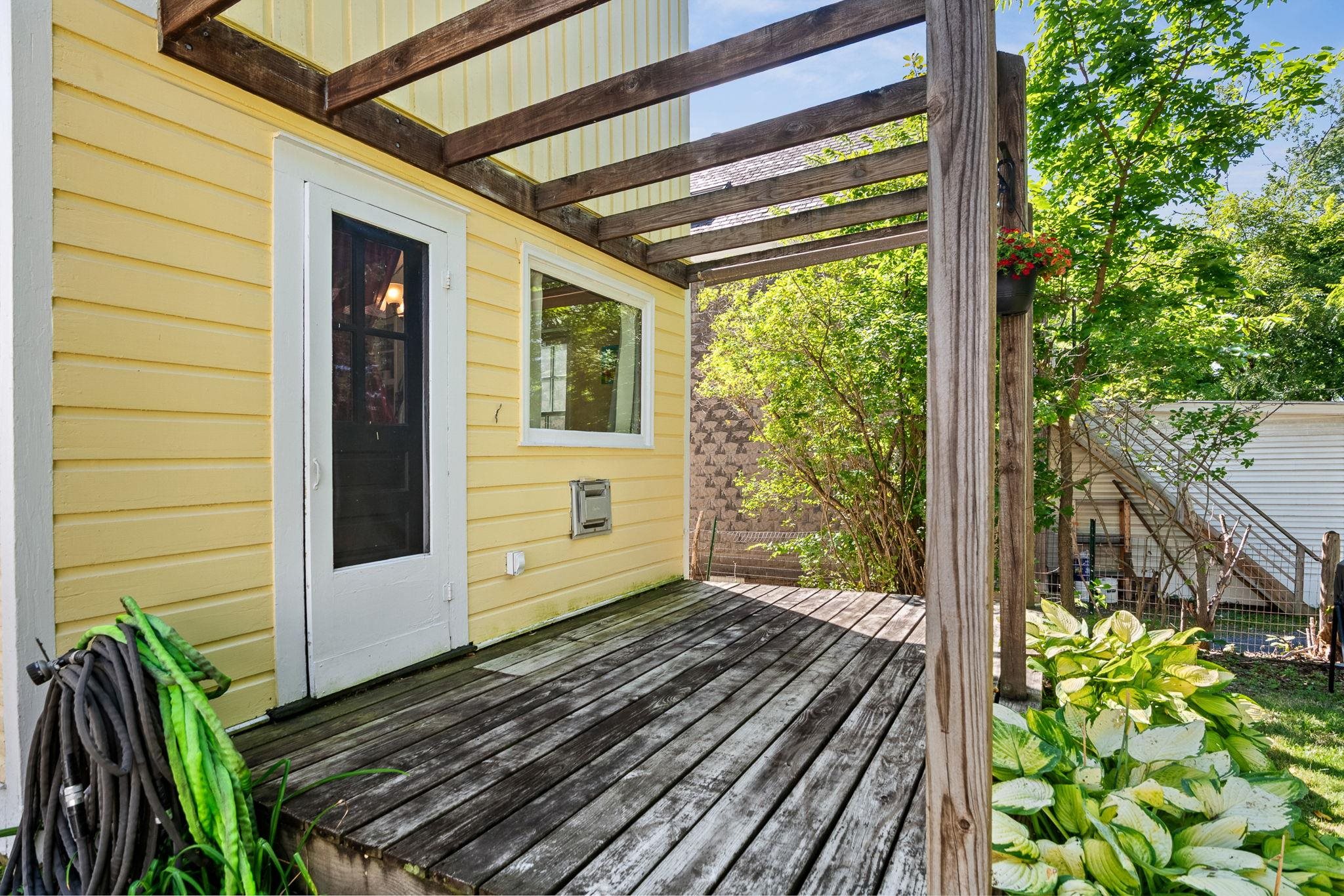 76 Spruce Street Property Photo 45