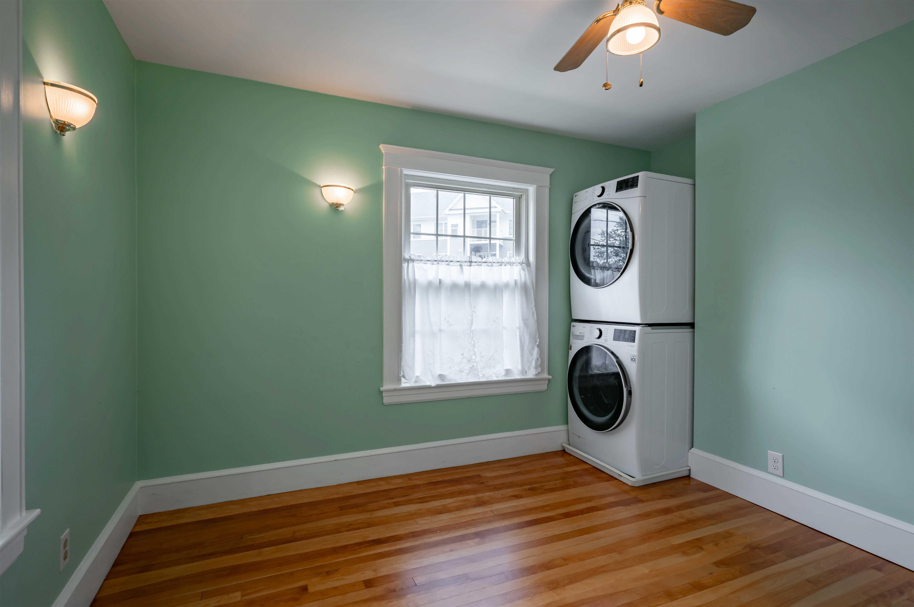 15 New Street Property Photo 31