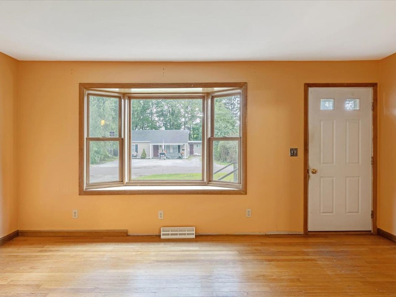 8 Patrick Street Property Photo 5