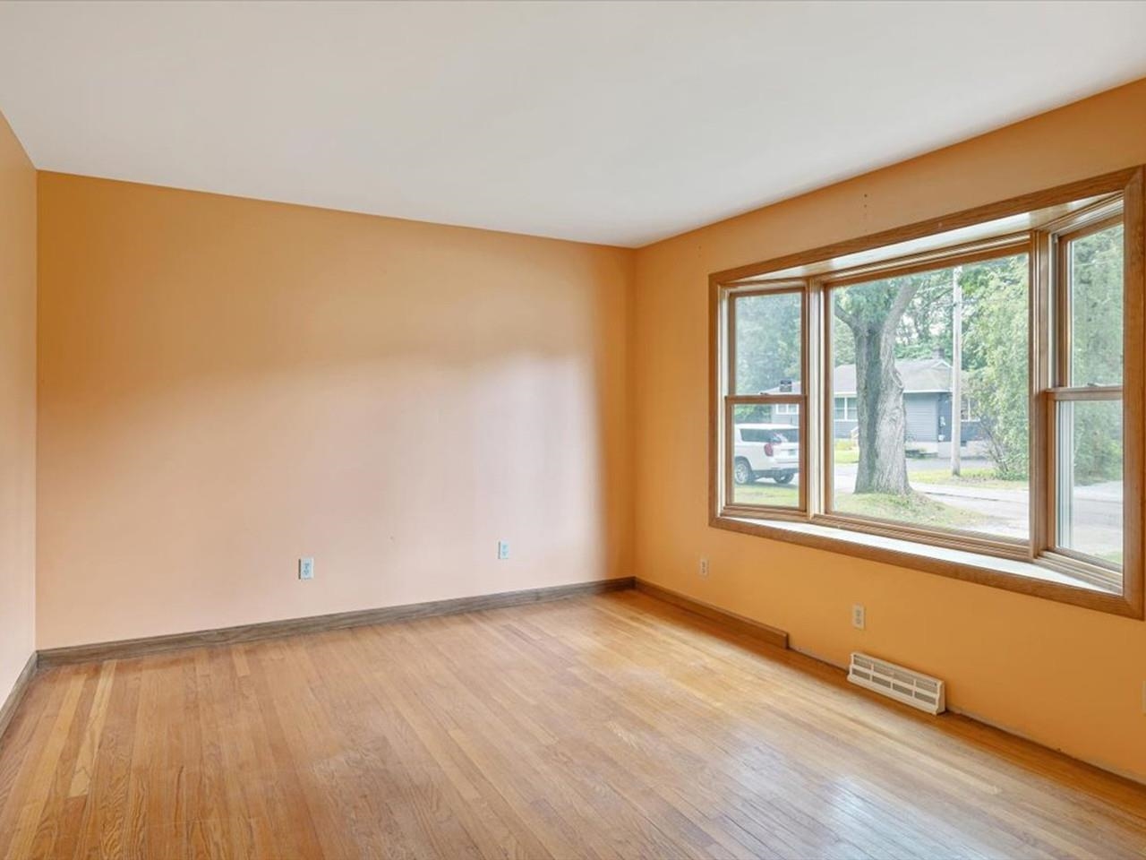 8 Patrick Street Property Photo 6