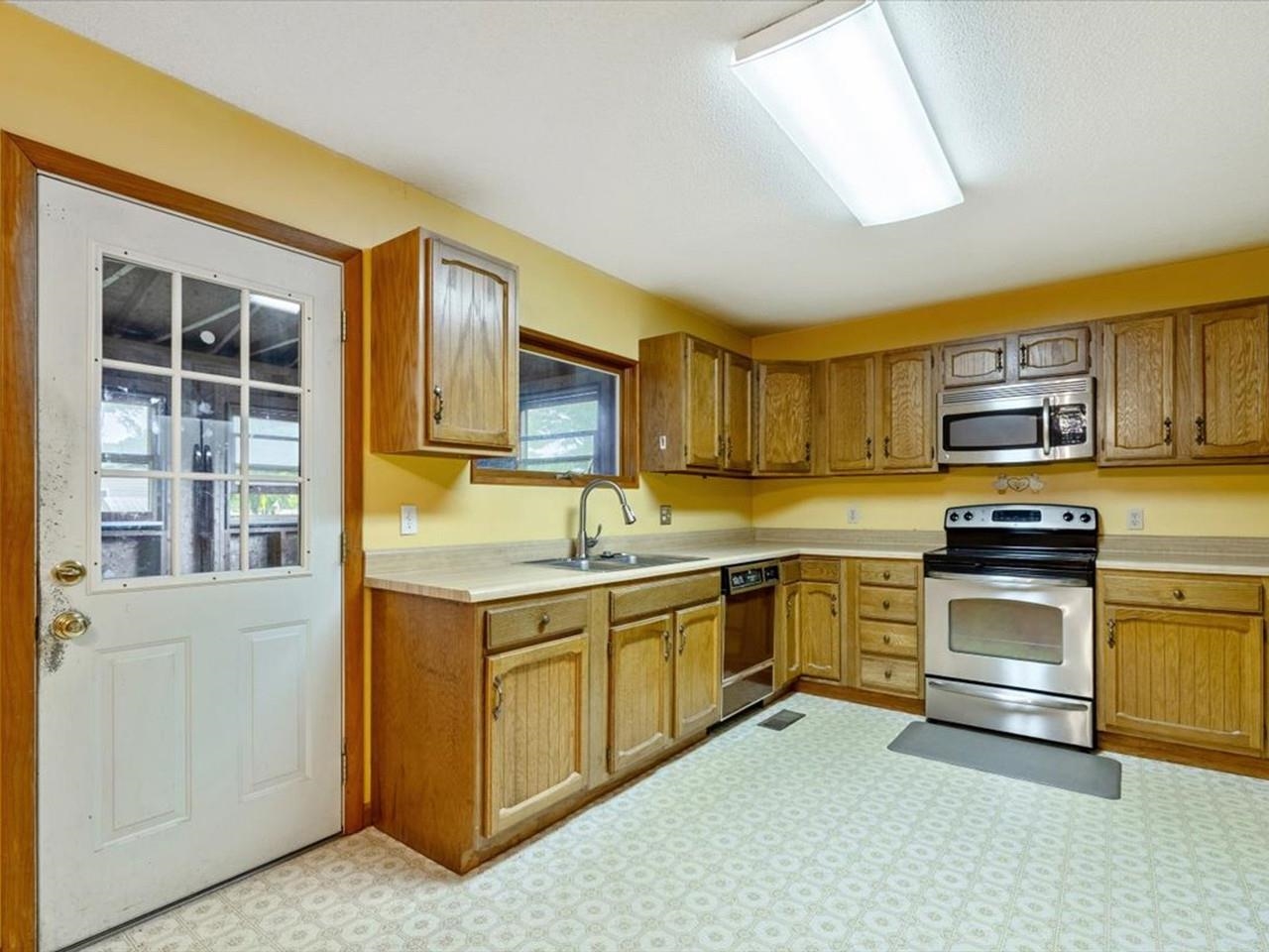 8 Patrick Street Property Photo 7