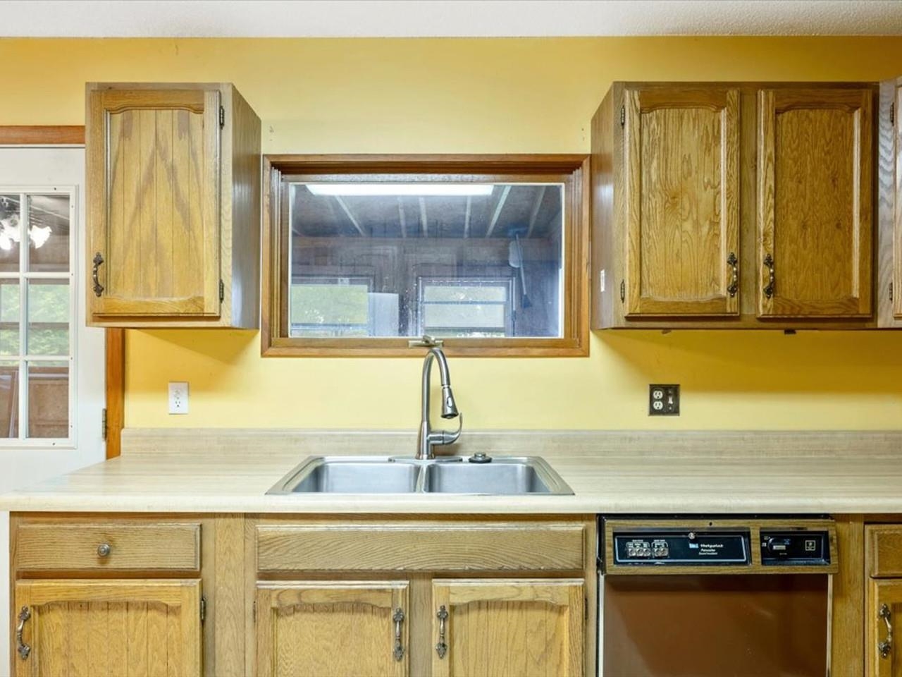 8 Patrick Street Property Photo 10