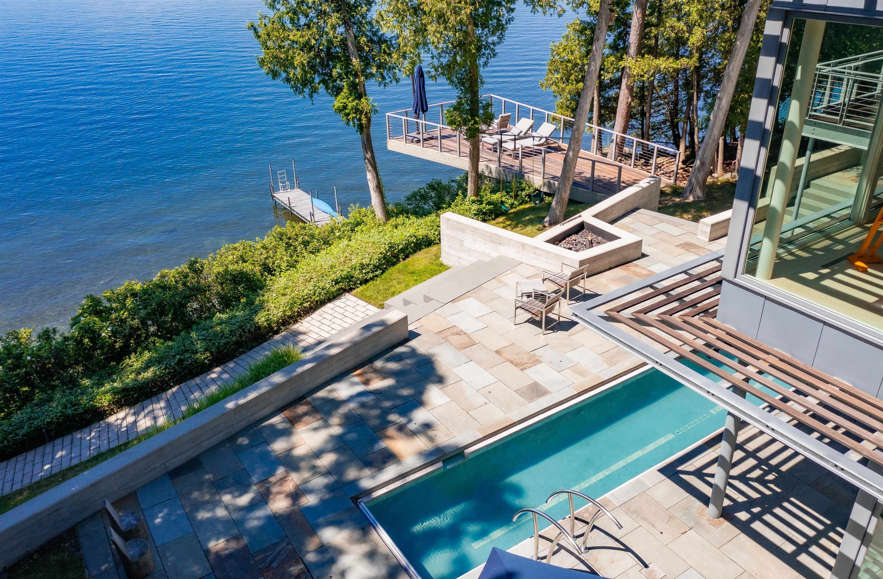 4279 Harbor Road Property Photo 4