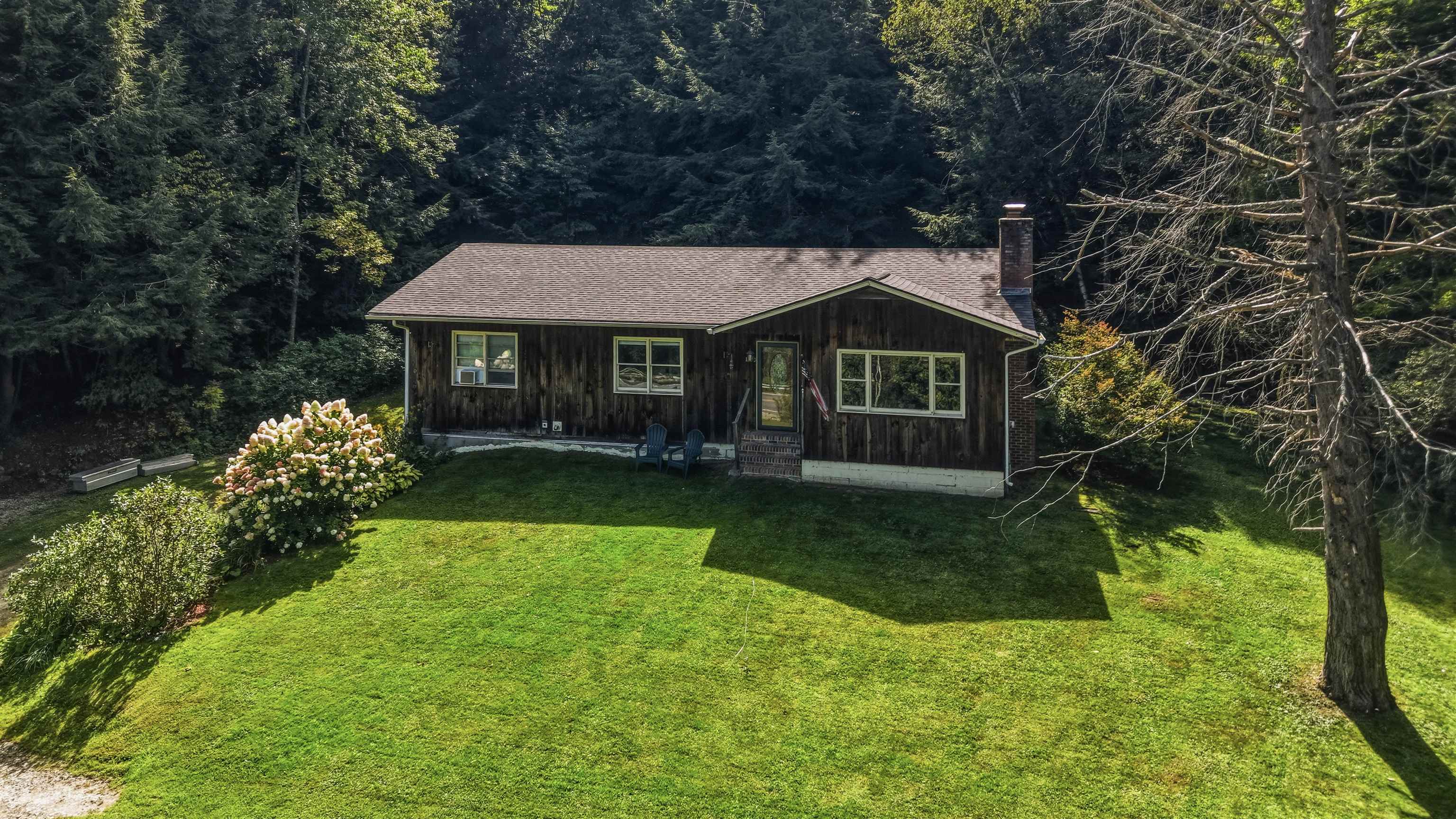1190 Huntington Road Property Photo 2