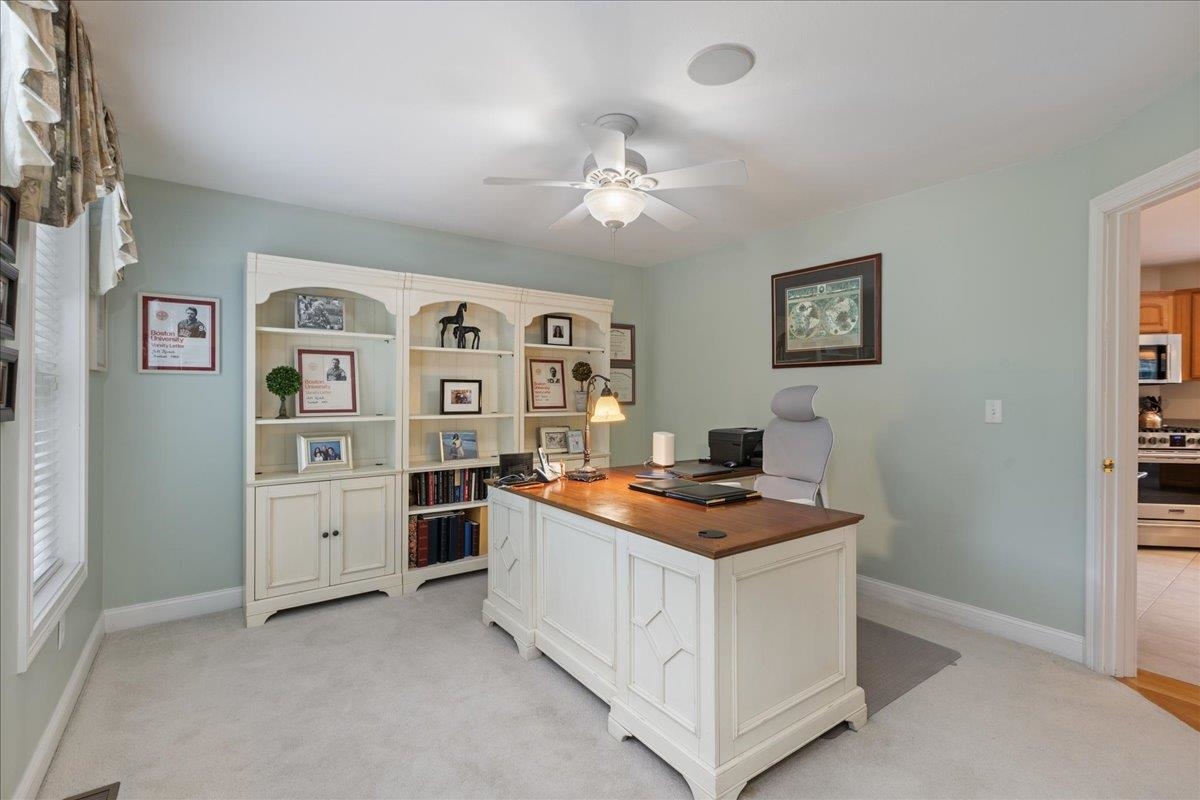 1049 Bridge Street Property Photo 9