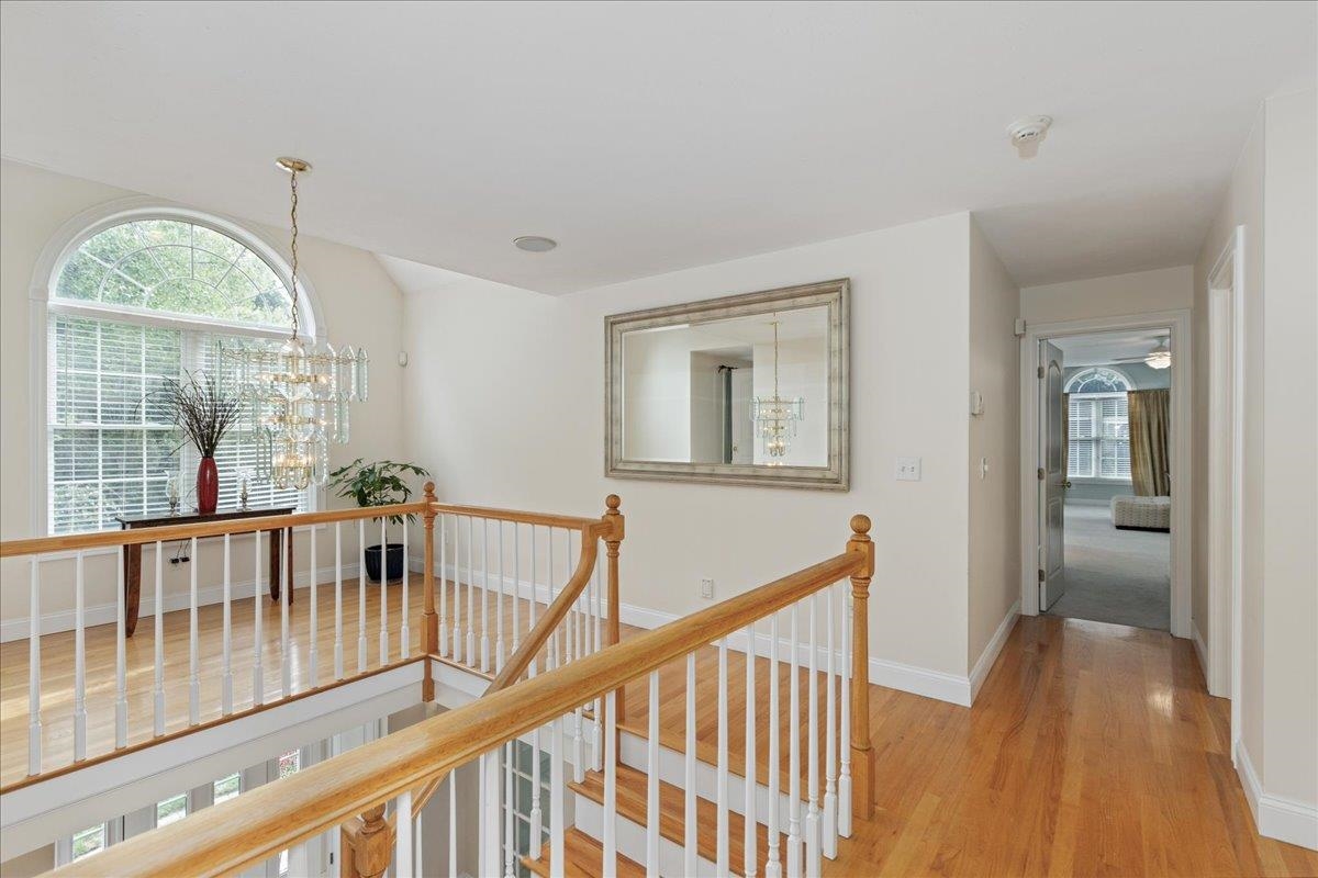 1049 Bridge Street Property Photo 23