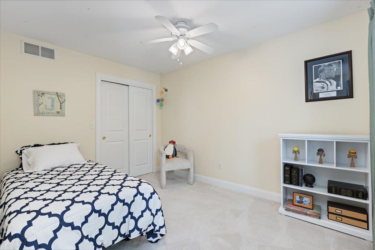 1049 Bridge Street Property Photo 35