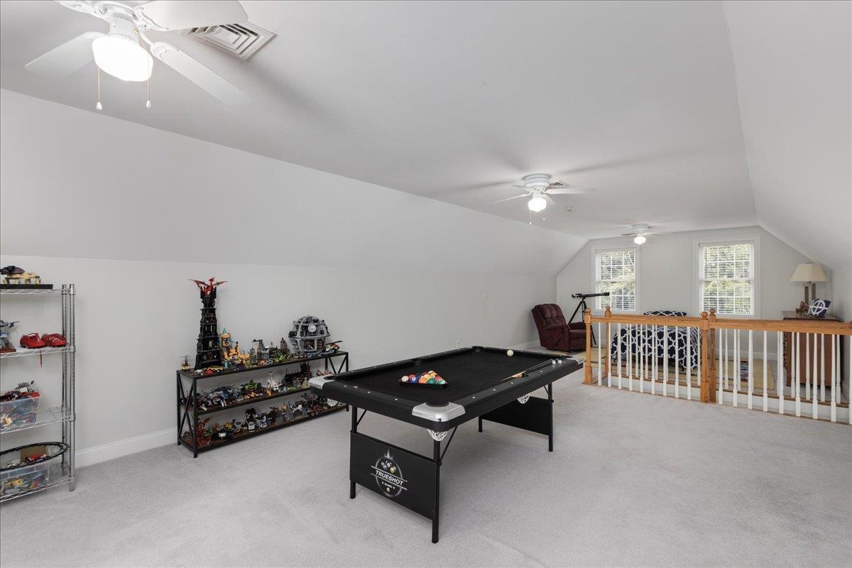 1049 Bridge Street Property Photo 38
