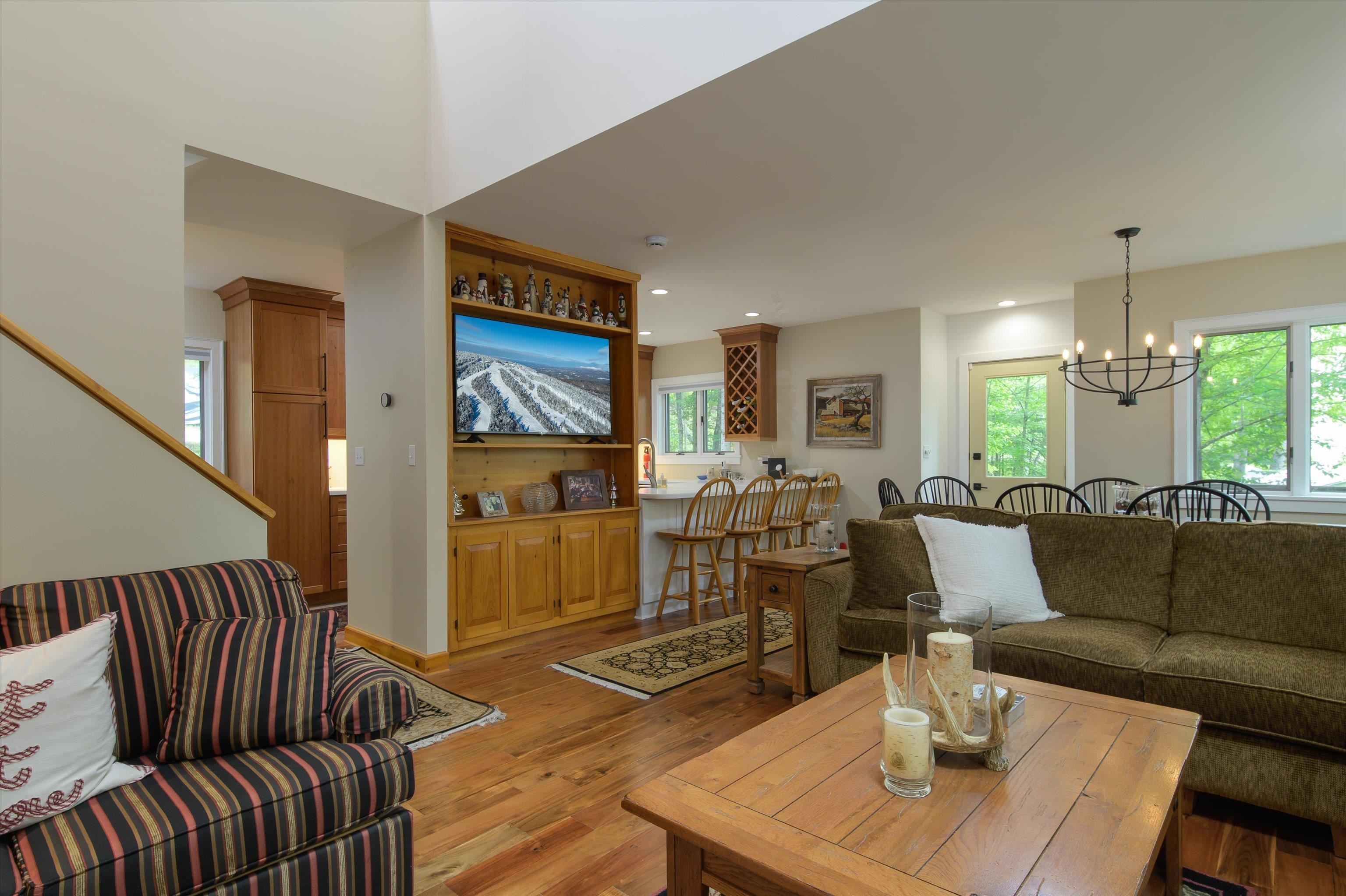 88 North Village Road Property Photo 4