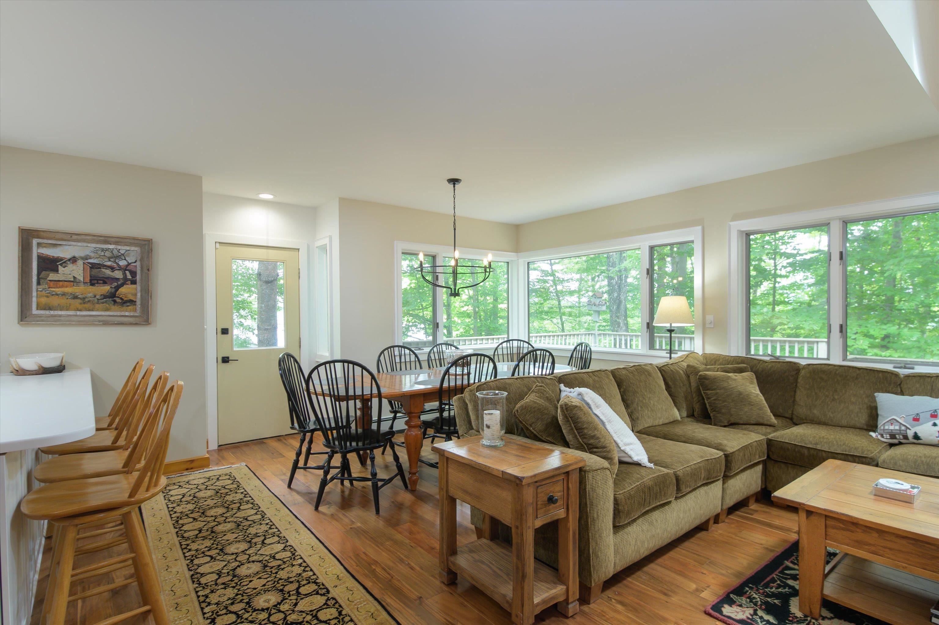 88 North Village Road Property Photo 5