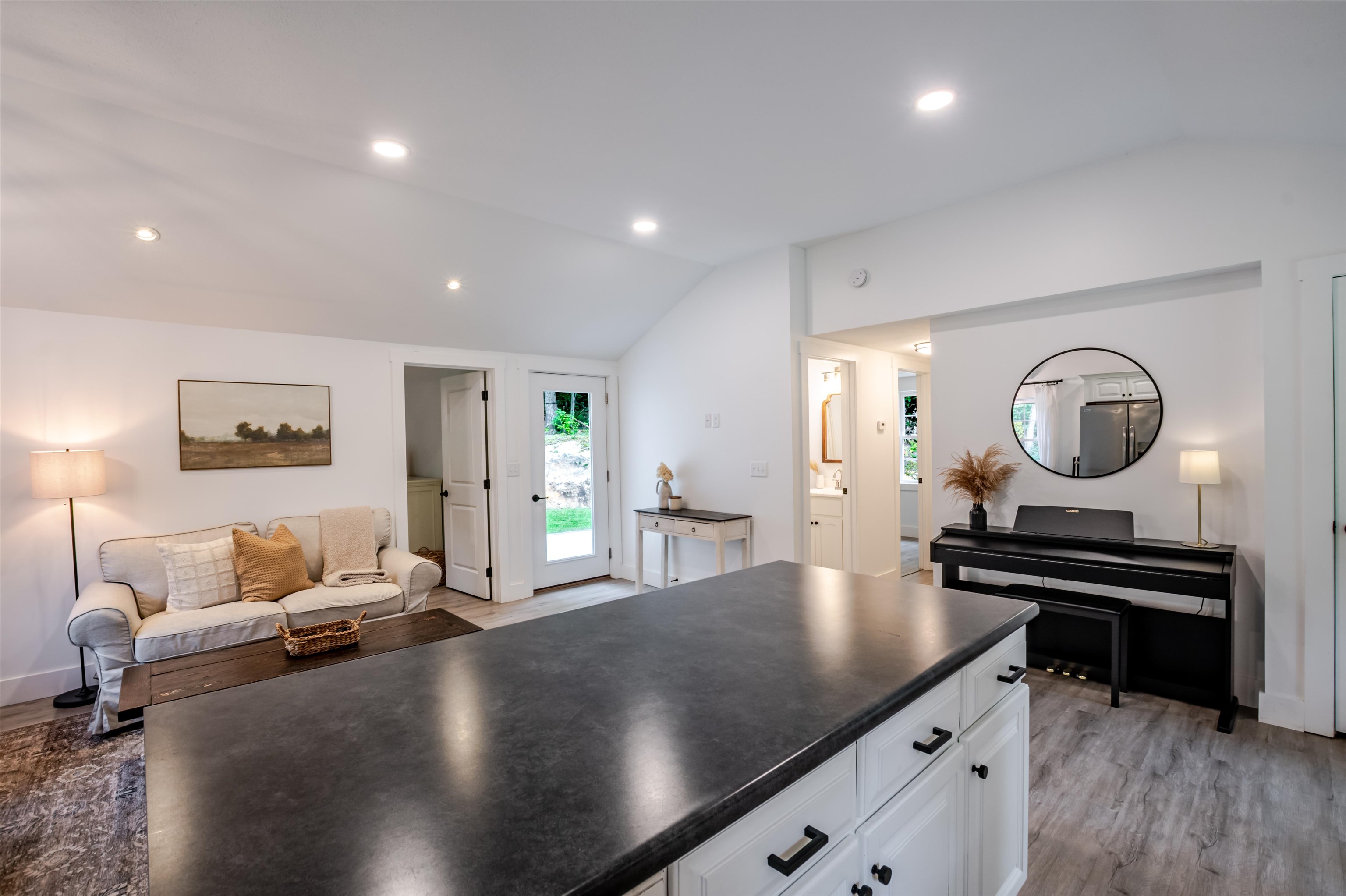 455 Turnpike Road Property Photo 8