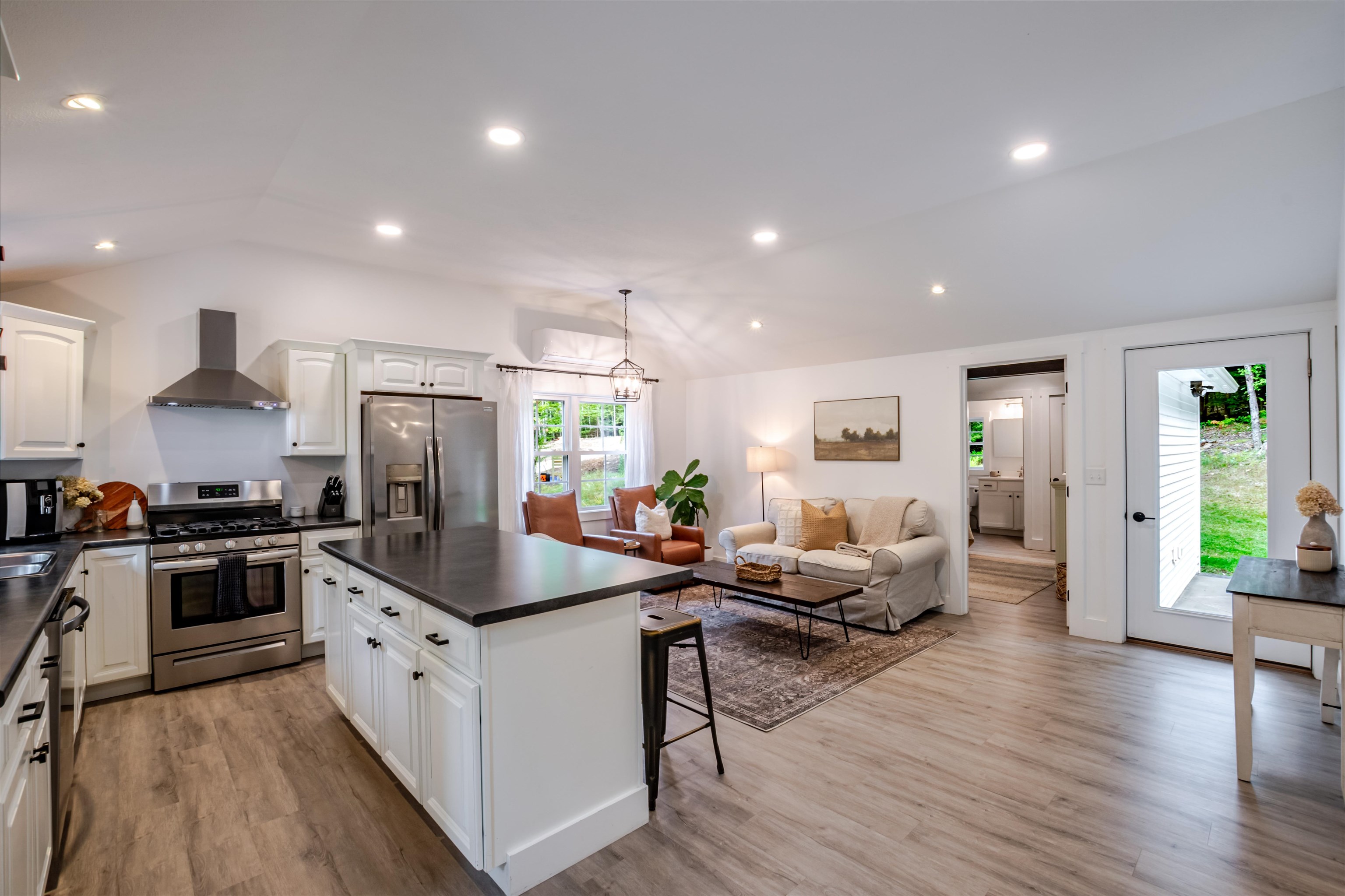455 Turnpike Road Property Photo 12