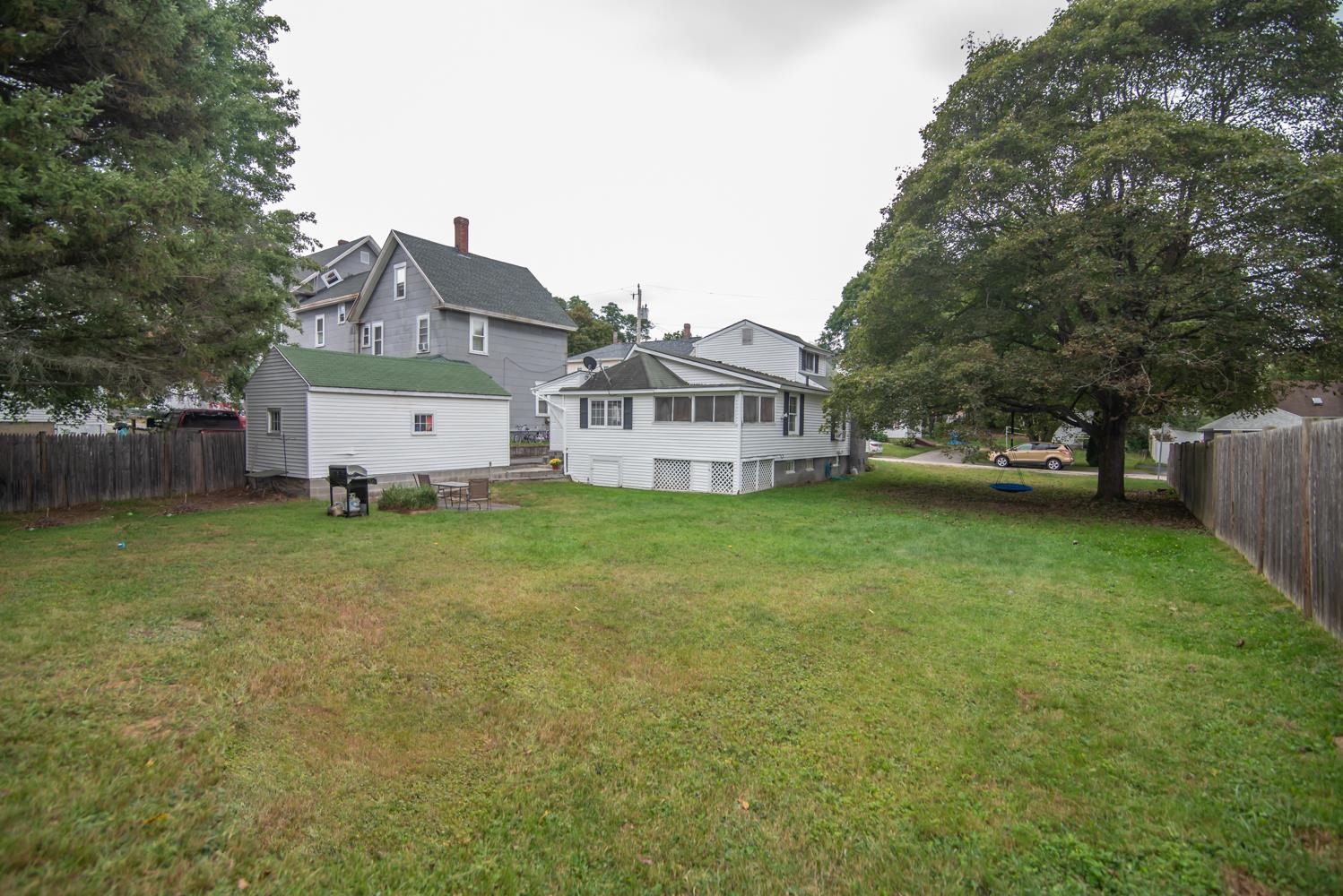 3 Maple Street Property Photo 5