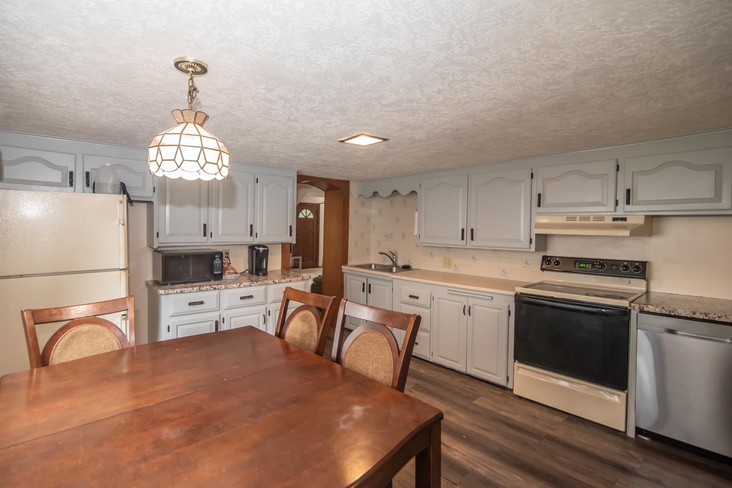 3 Maple Street Property Photo 17