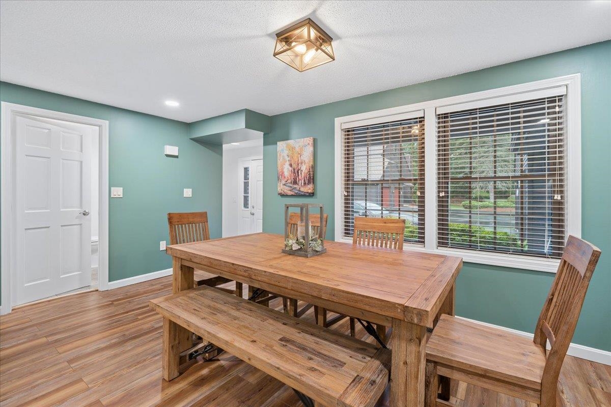 62 Stacey Circle Property Photo 3