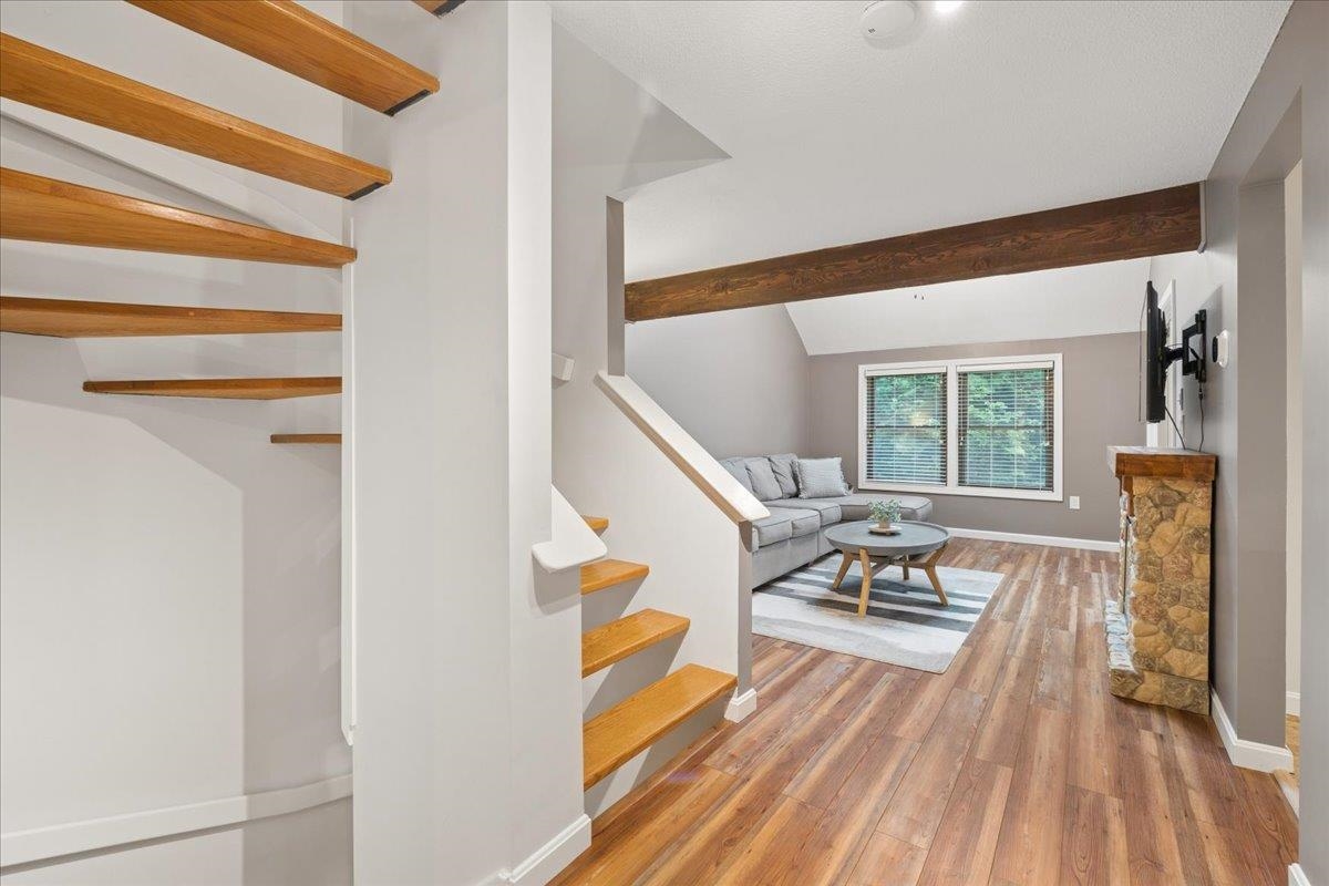 62 Stacey Circle Property Photo 14