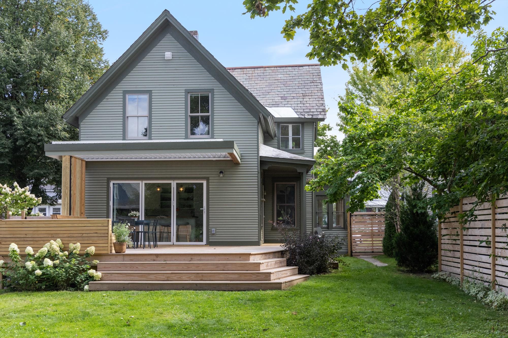 105 Park Street Property Photo 4