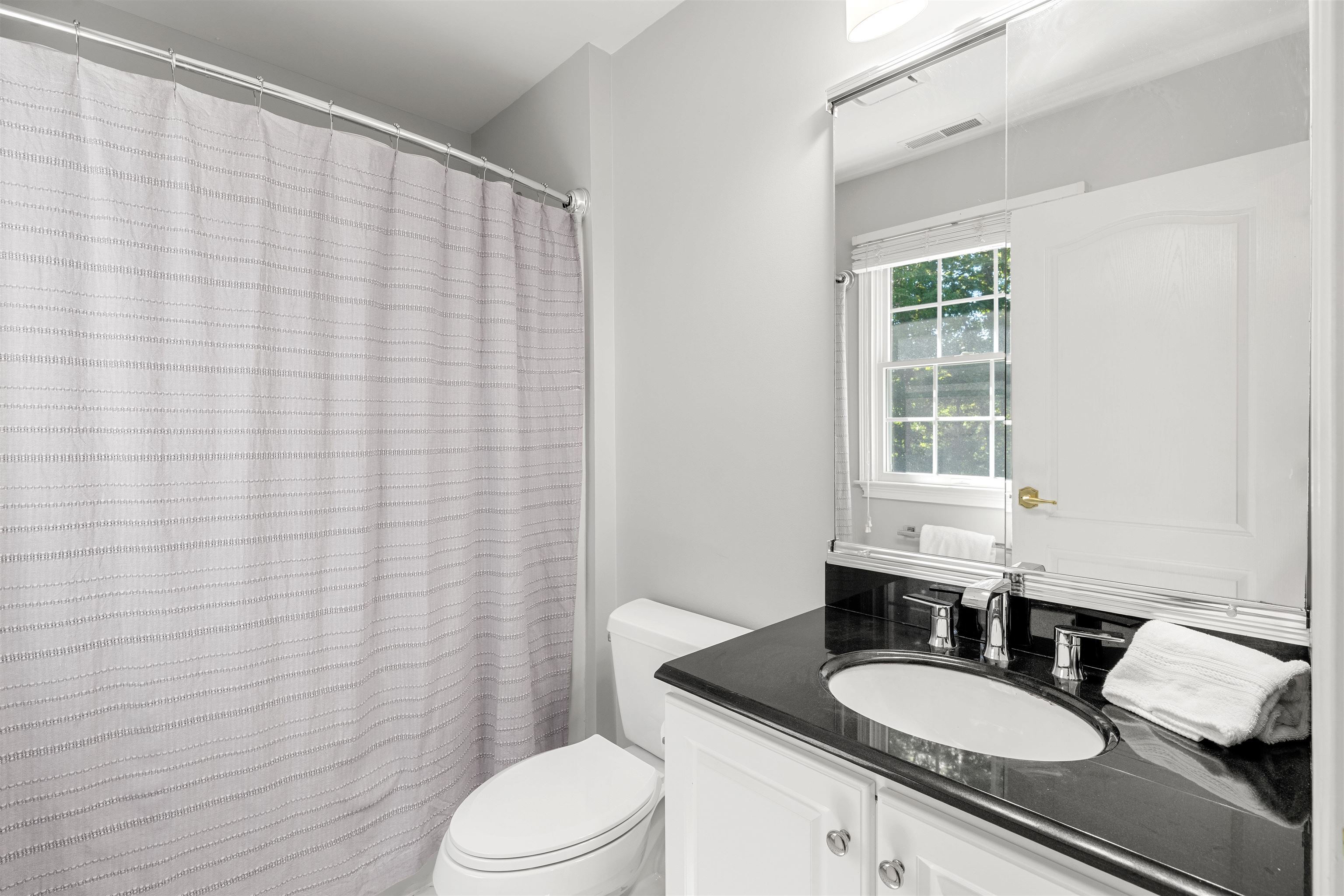 8 Dorothys Way Property Photo 32